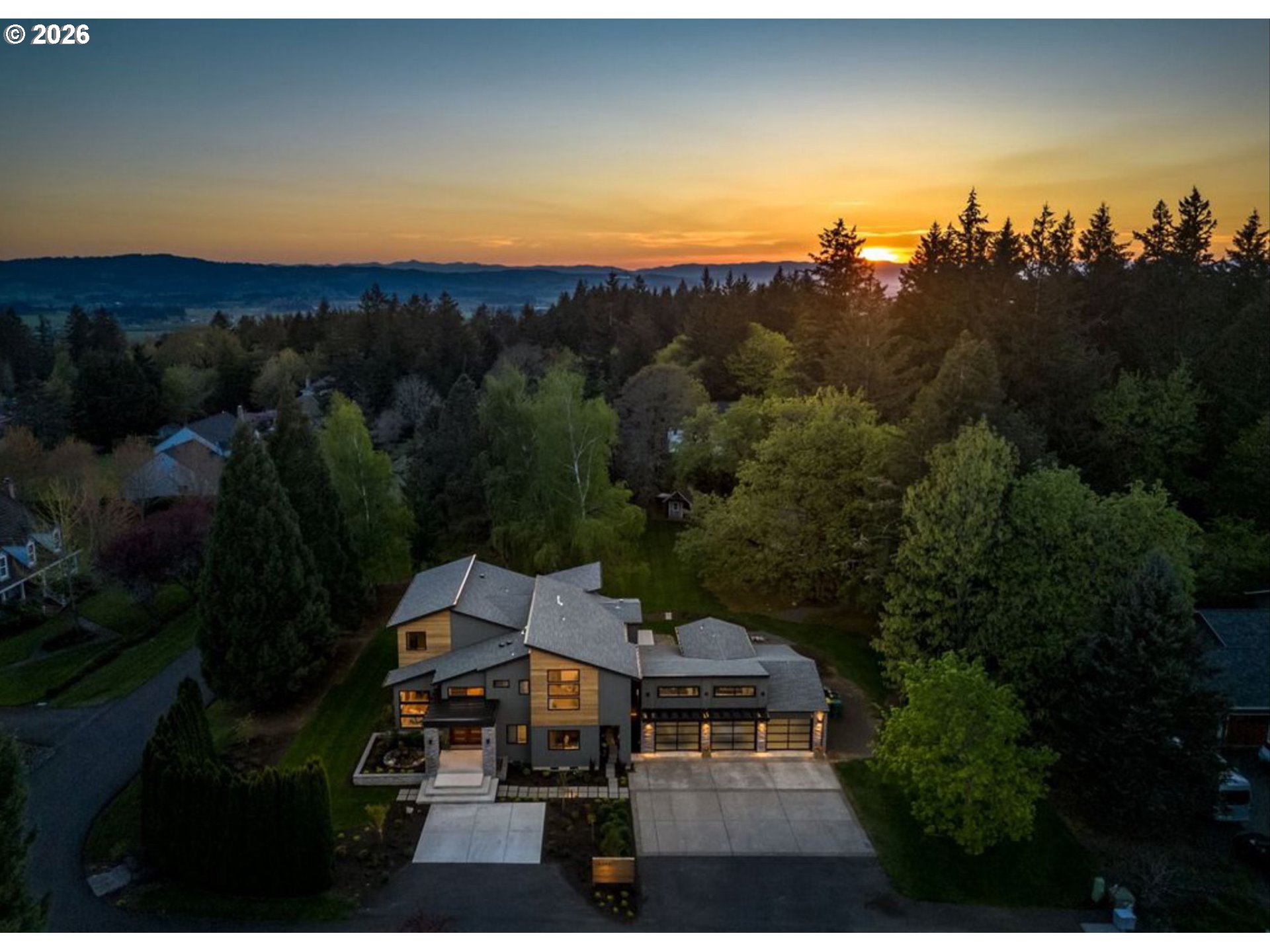 8145 SW 57TH AVE, Portland, OR, 97219