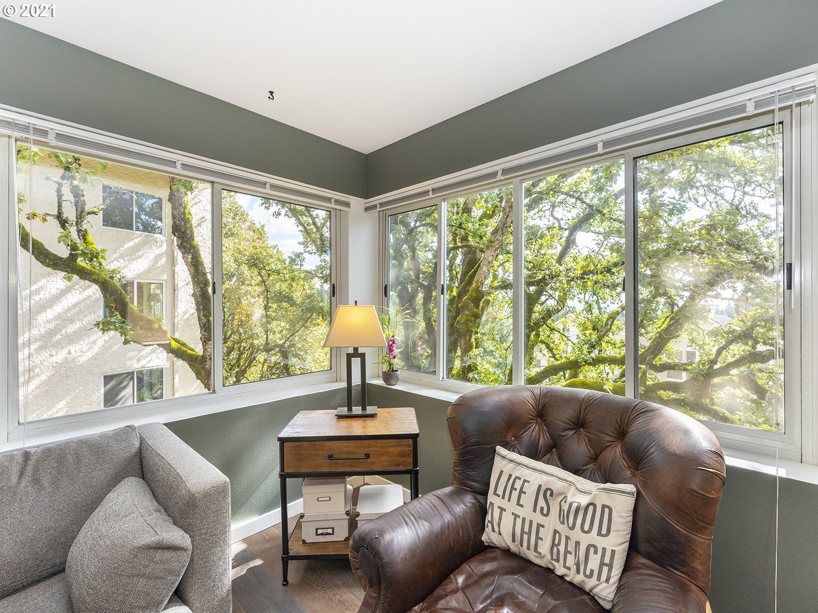 Photo #6: 21600112 Listing 