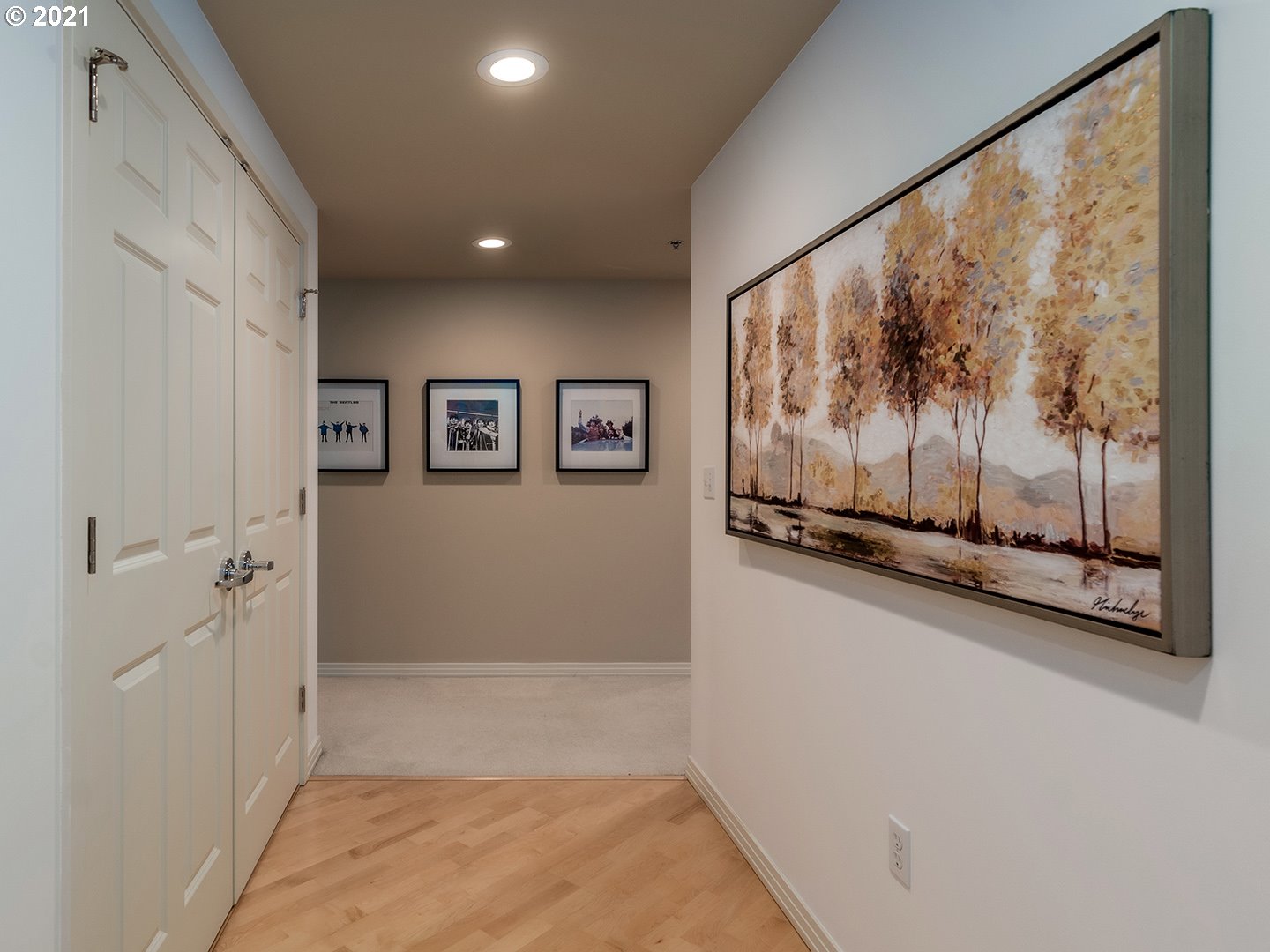 Photo #6: 21602432 Listing 