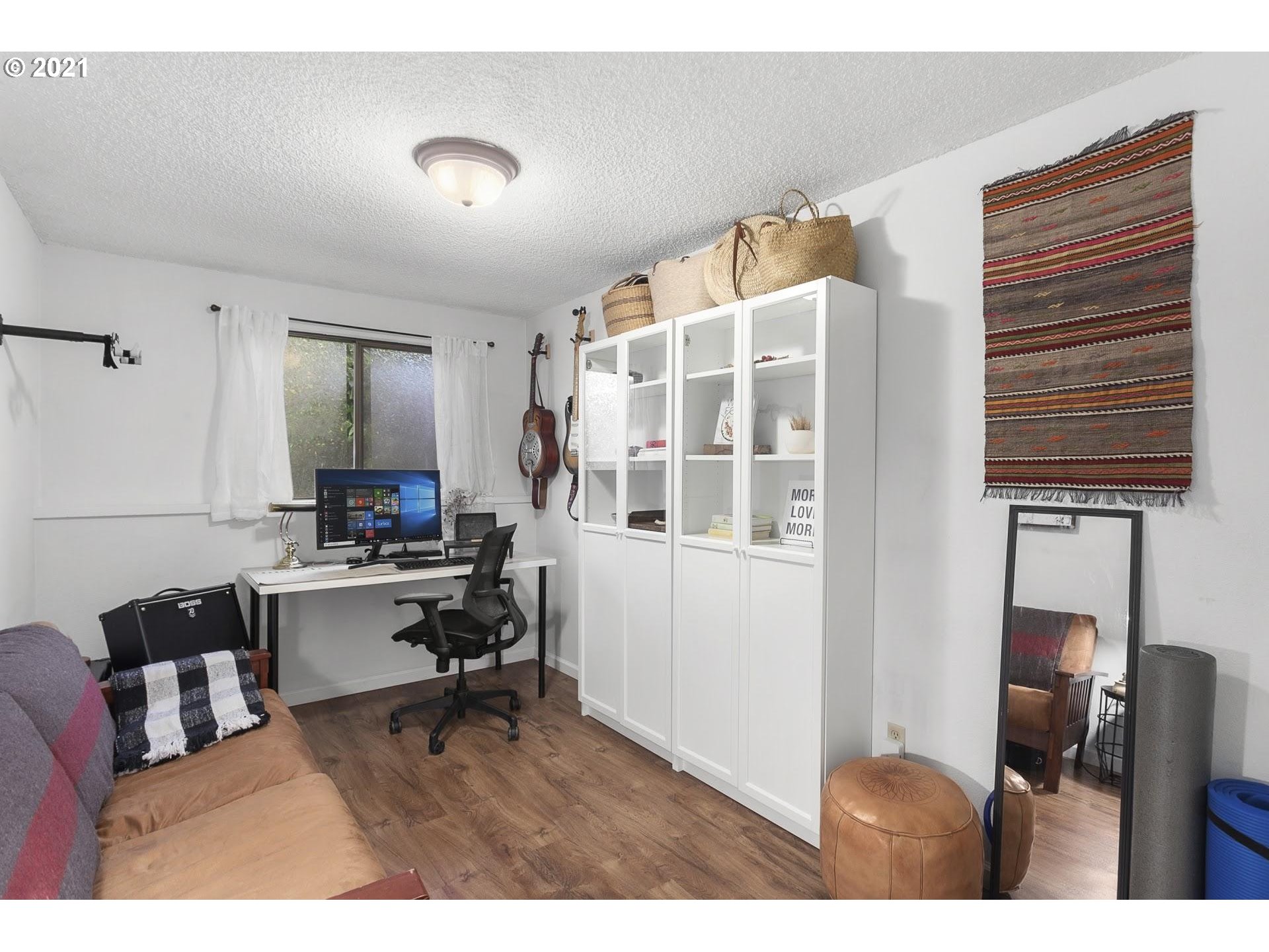 Photo #6: 21610786 Listing 