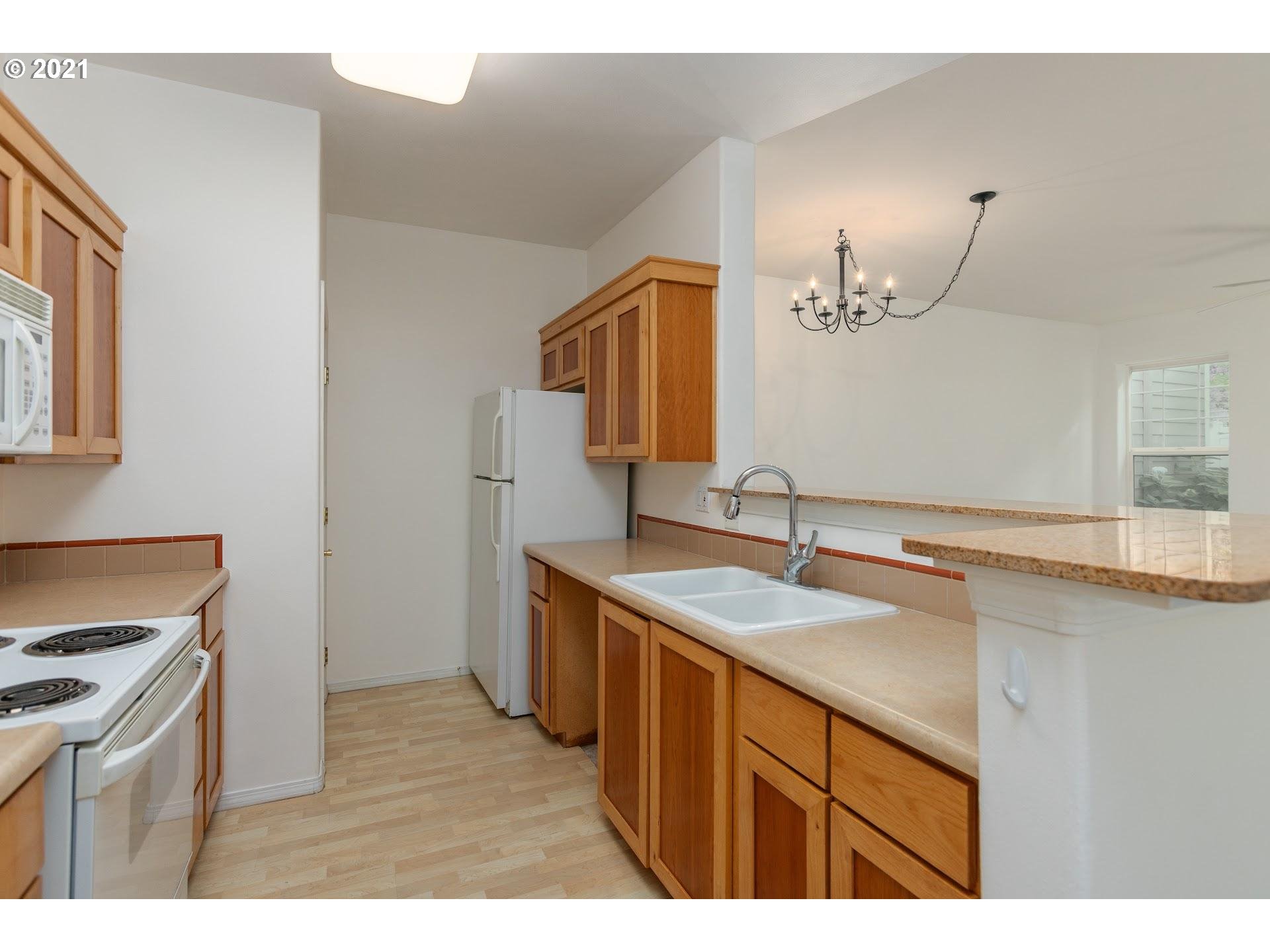 Photo #2: 21613781 Listing 