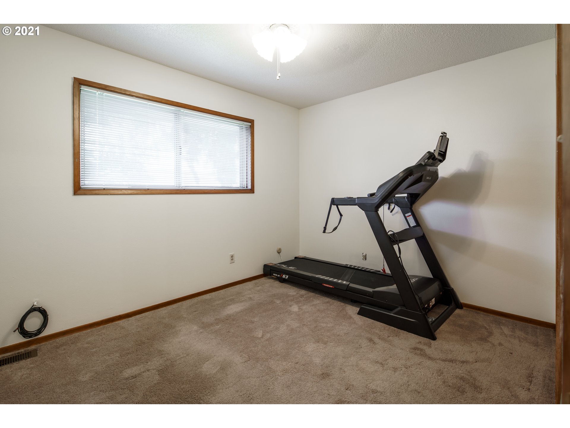 Photo #3: 21614160 Listing 