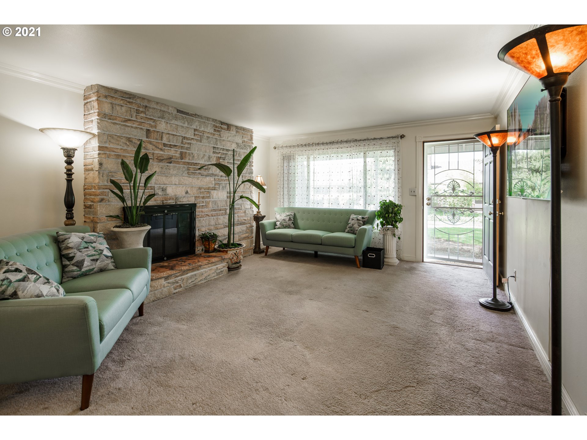 Photo #5: 21614160 Listing 