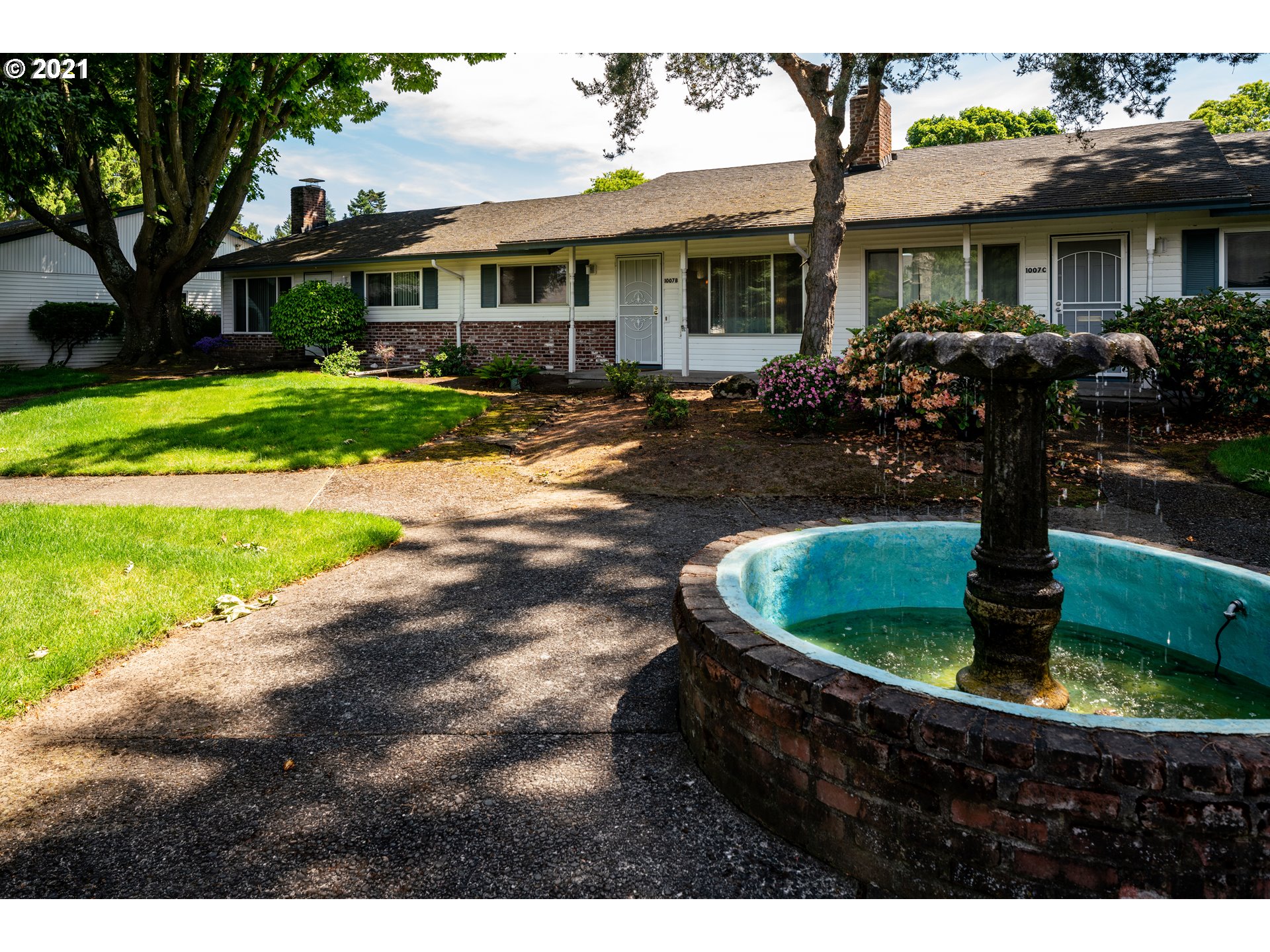 Photo #2: 21614160 Listing 