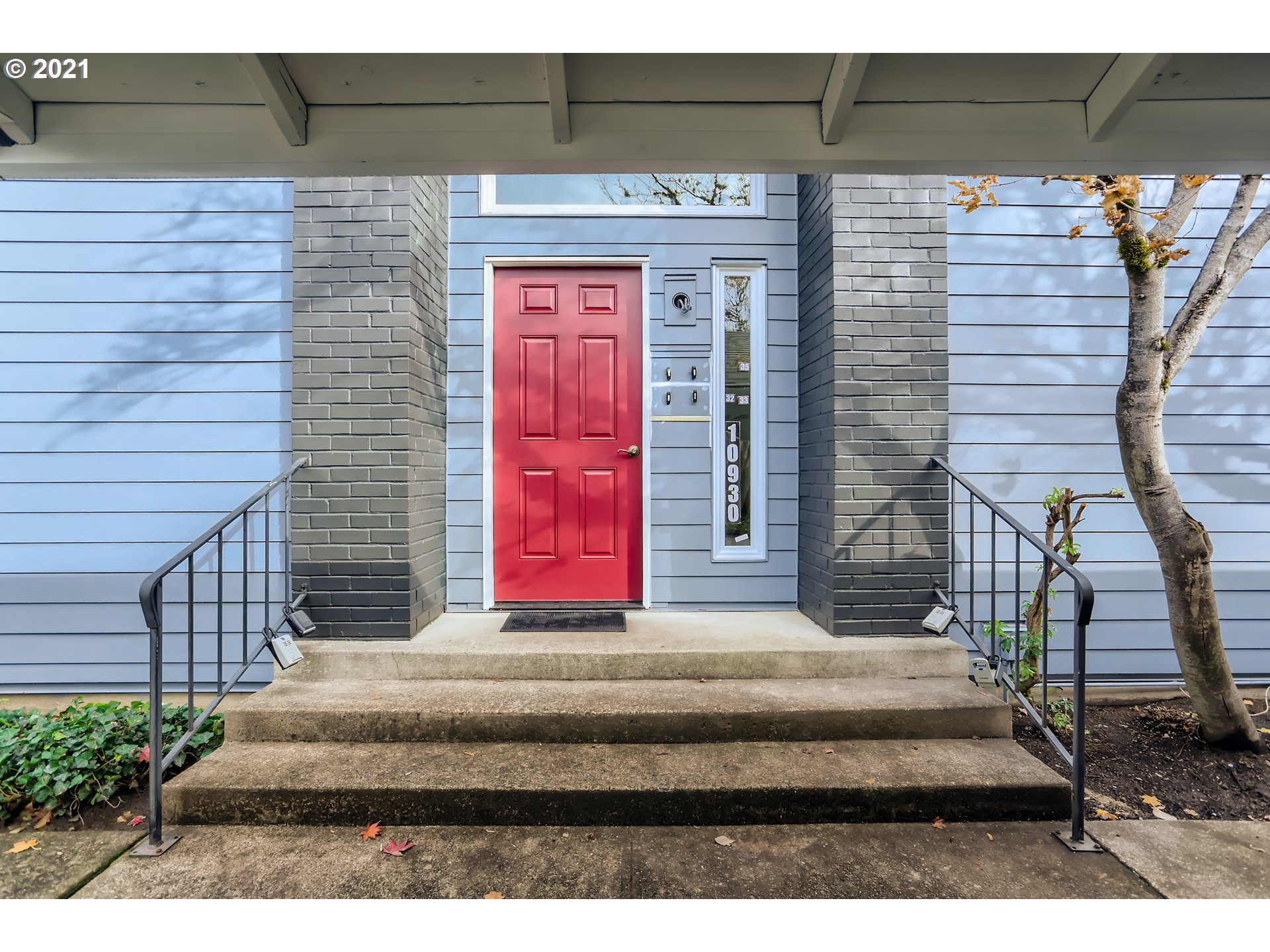 Photo #2: 21617061 Listing 
