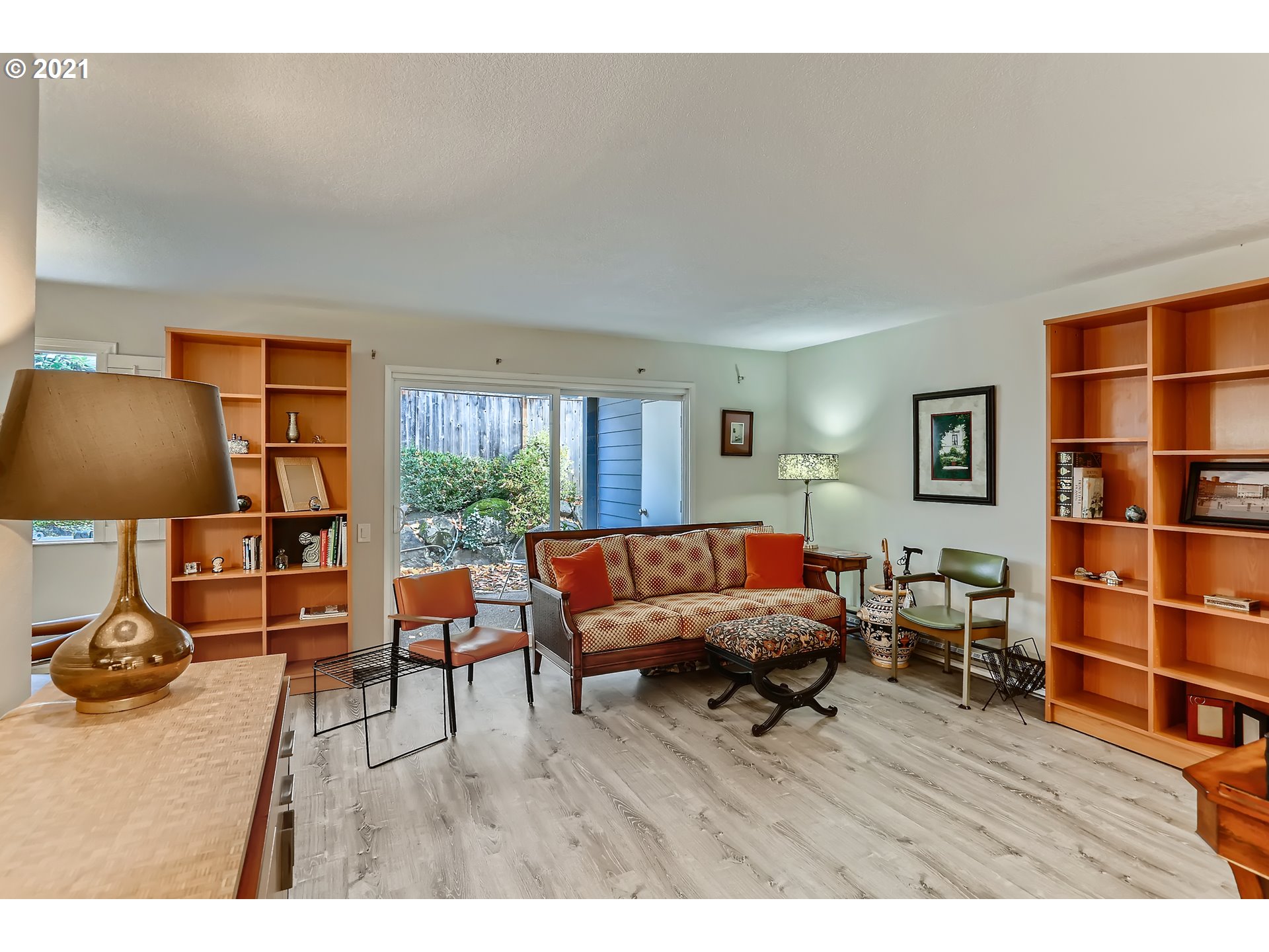 Photo #3: 21617061 Listing 