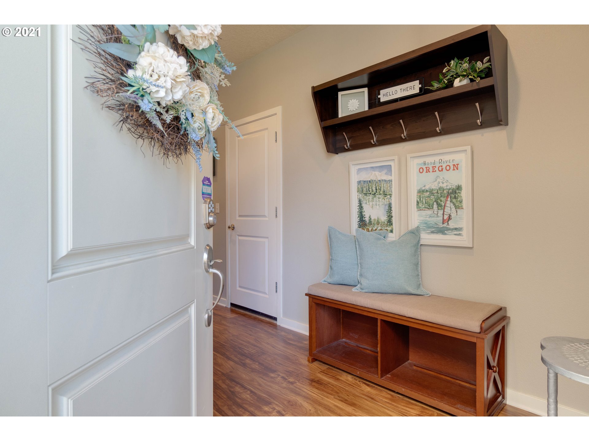 Photo #2: 21618444 Listing 