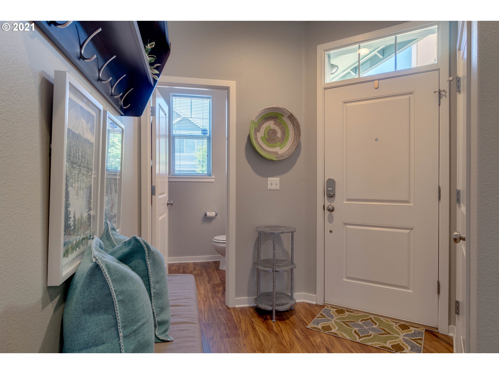 Photo #6: 21618444 Listing 