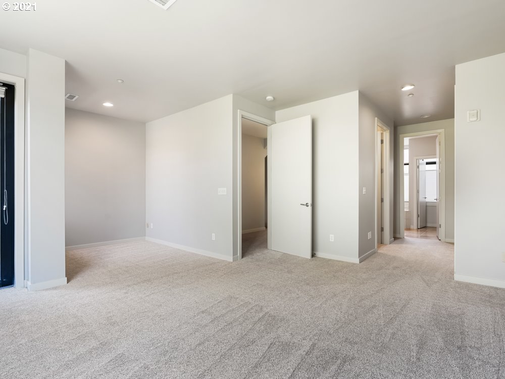 Photo #4: 21621722 Listing 