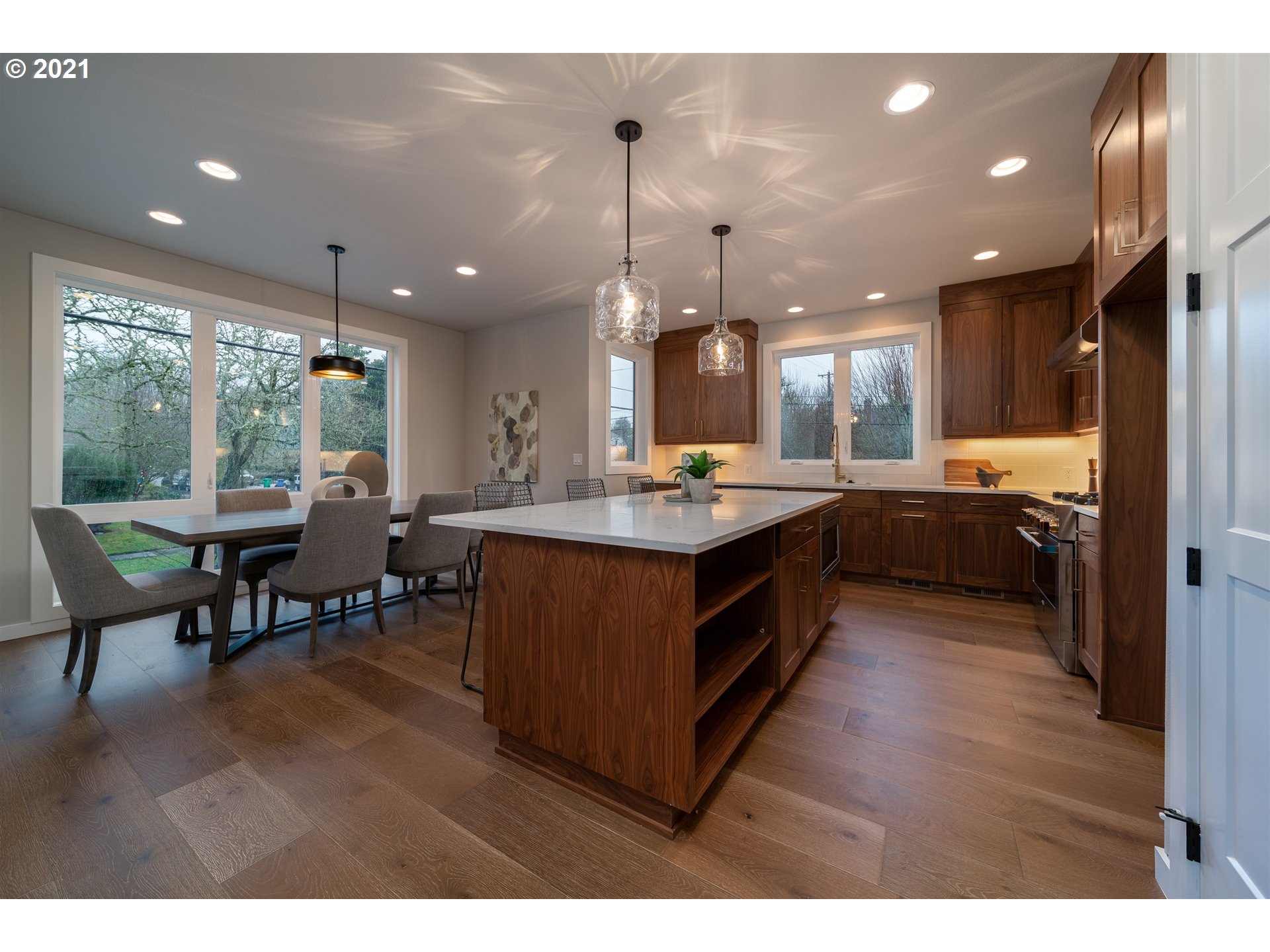 Photo #5: 21622257 Listing 