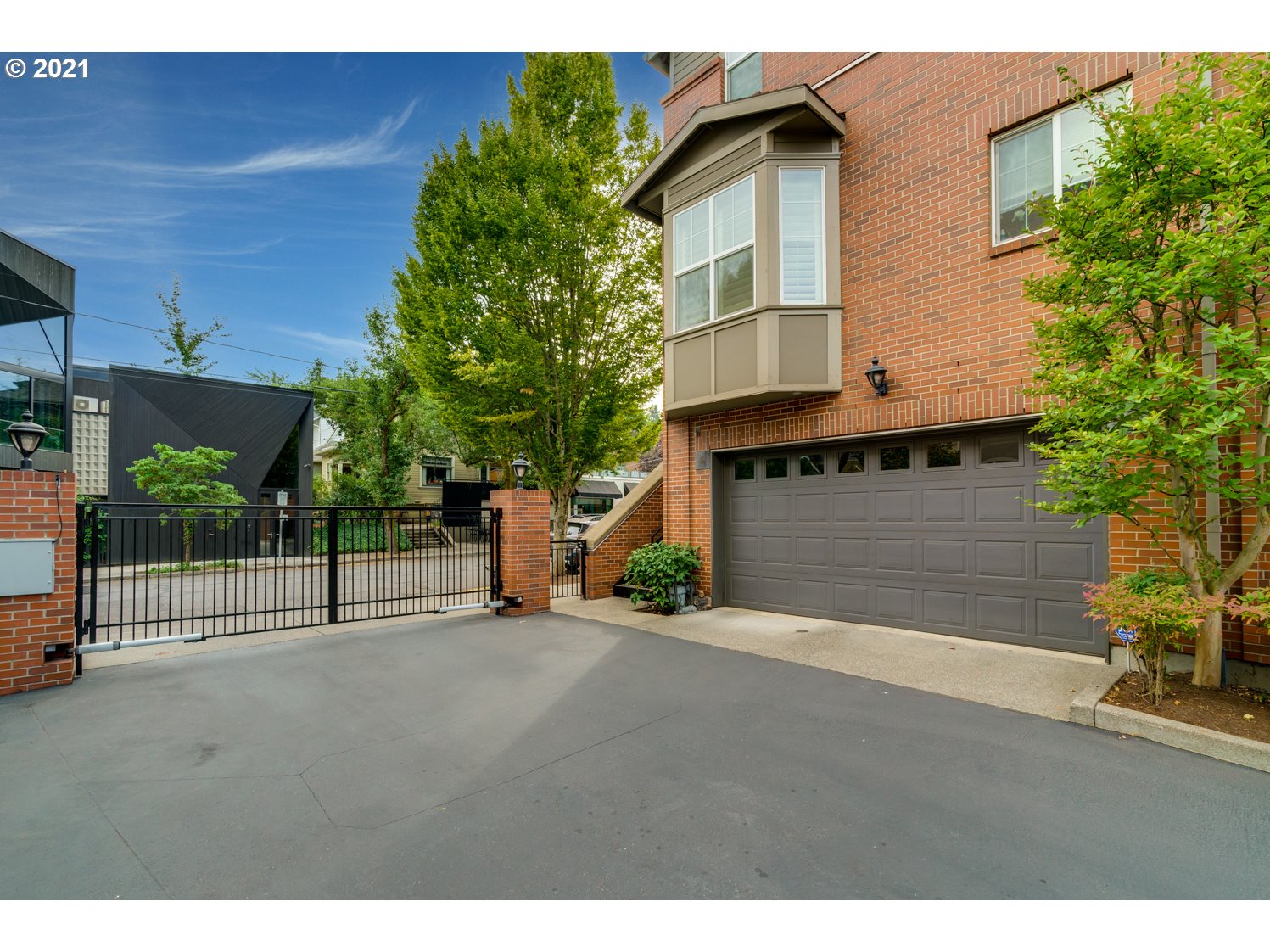 Photo #6: 21624525 Listing 