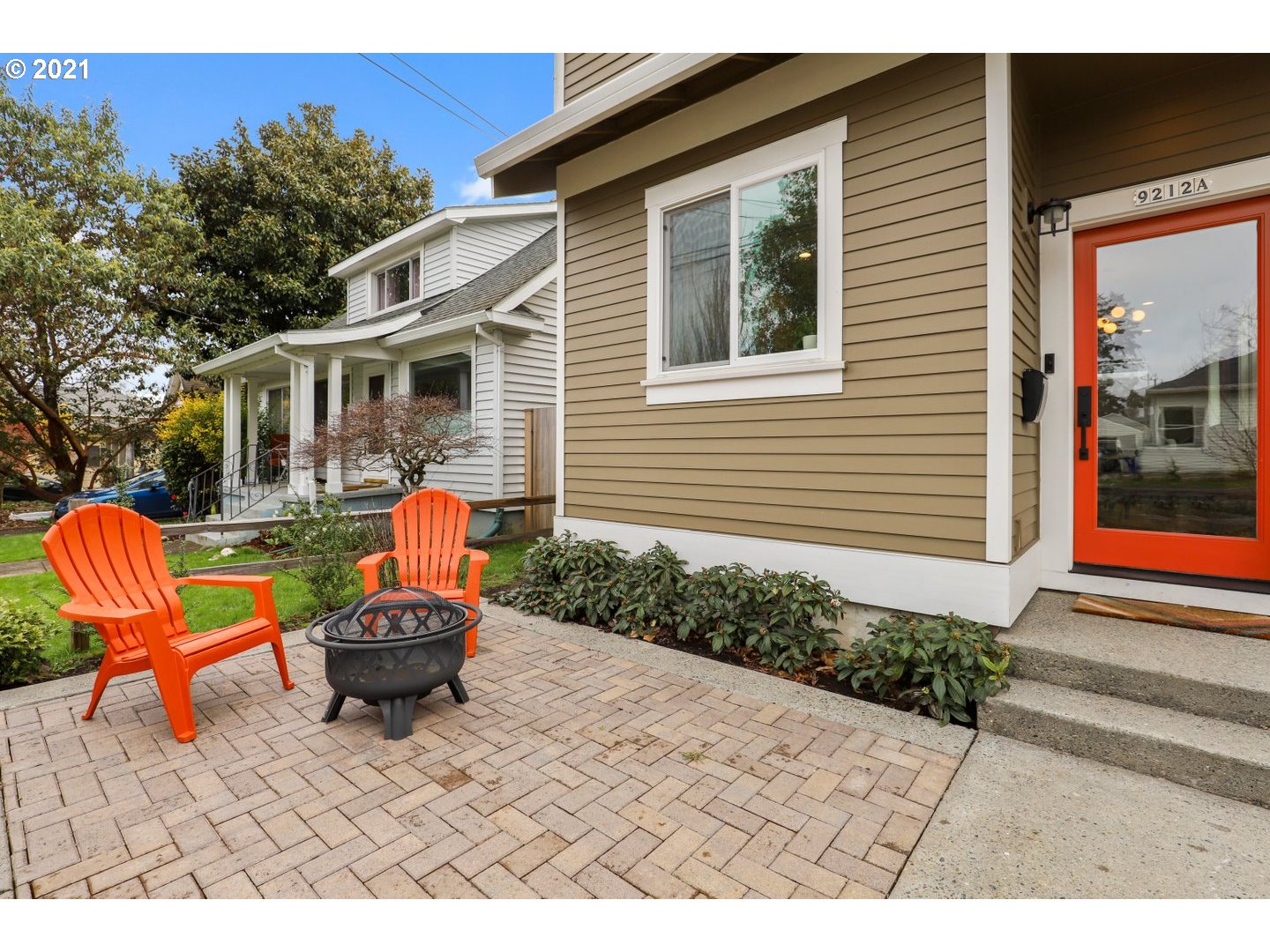 Photo #5: 21625910 Listing 