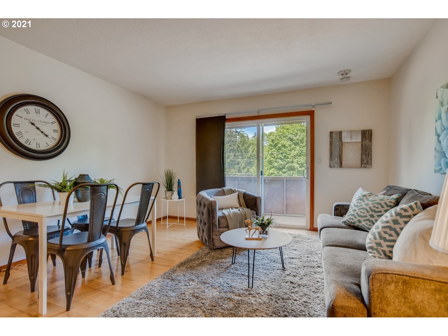 Photo #3: 21630524 Listing 
