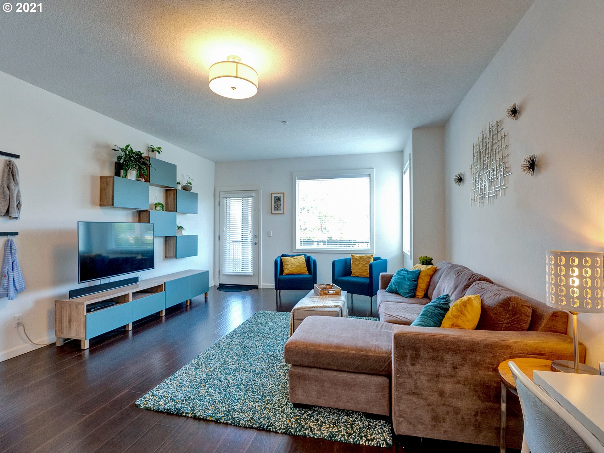 Photo #2: 21633451 Listing 