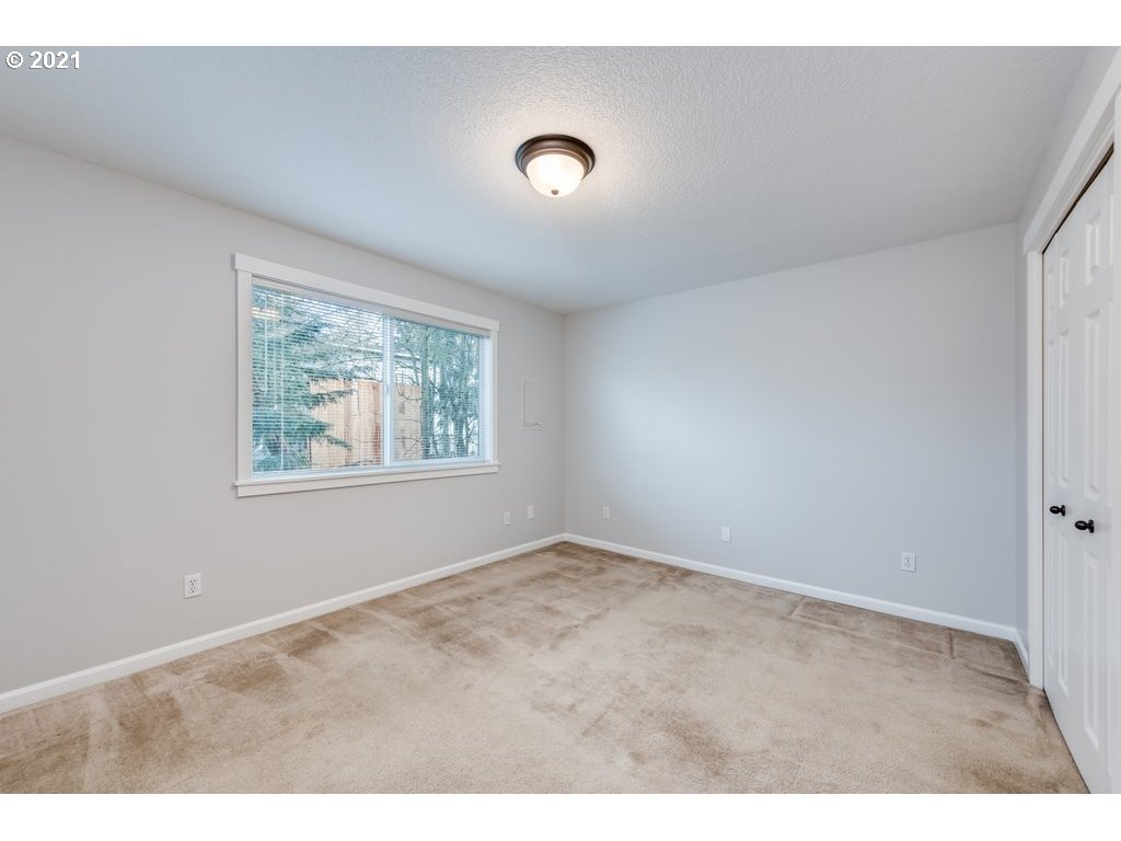 Photo #6: 21635722 Listing 
