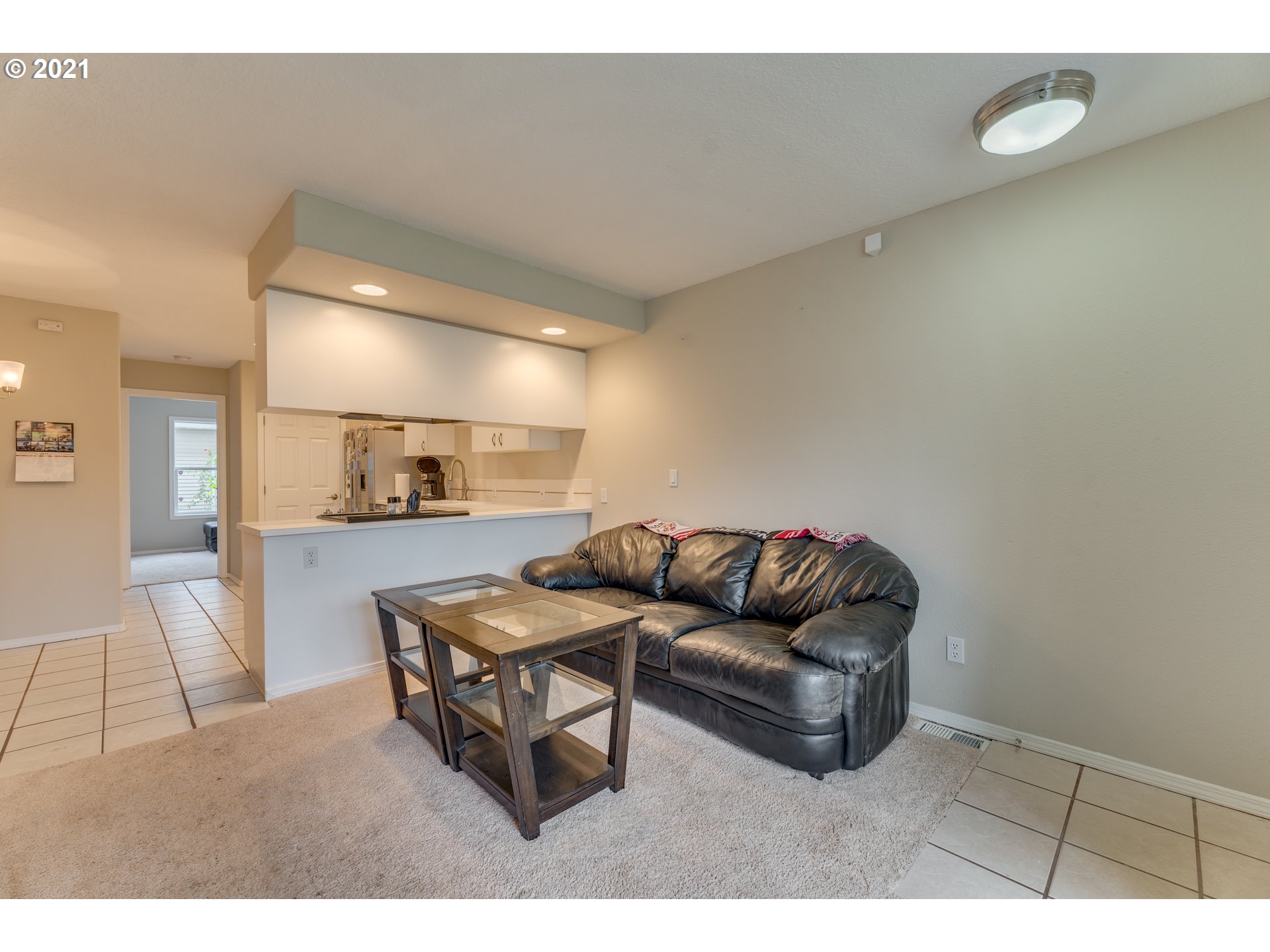 Photo #2: 21639083 Listing 