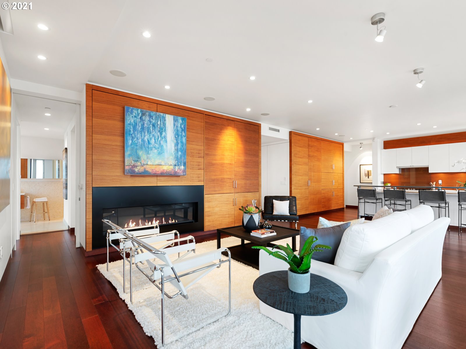 Photo #4: 21639702 Listing 