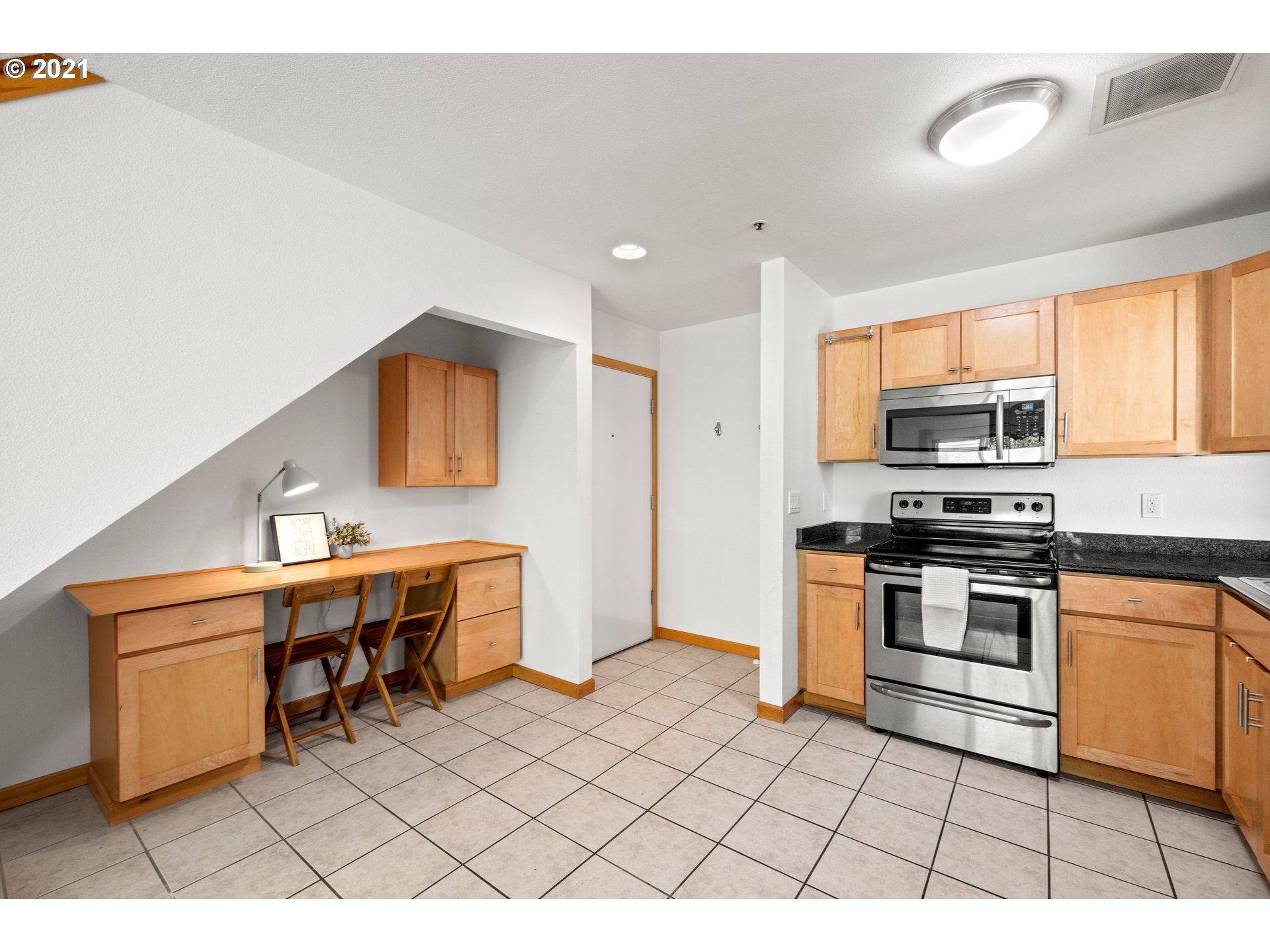 Photo #6: 21641399 Listing 