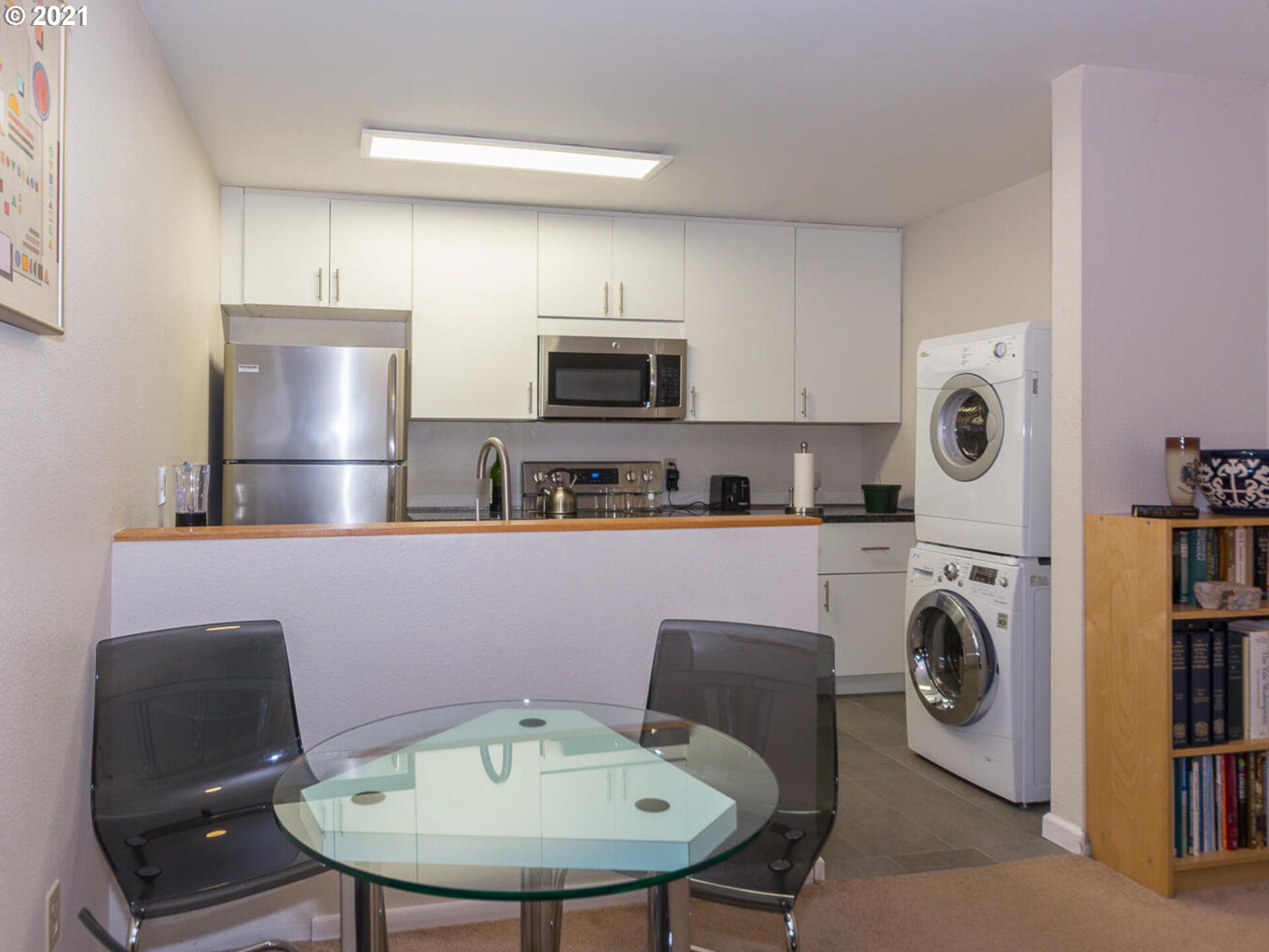 Photo #3: 21644854 Listing 