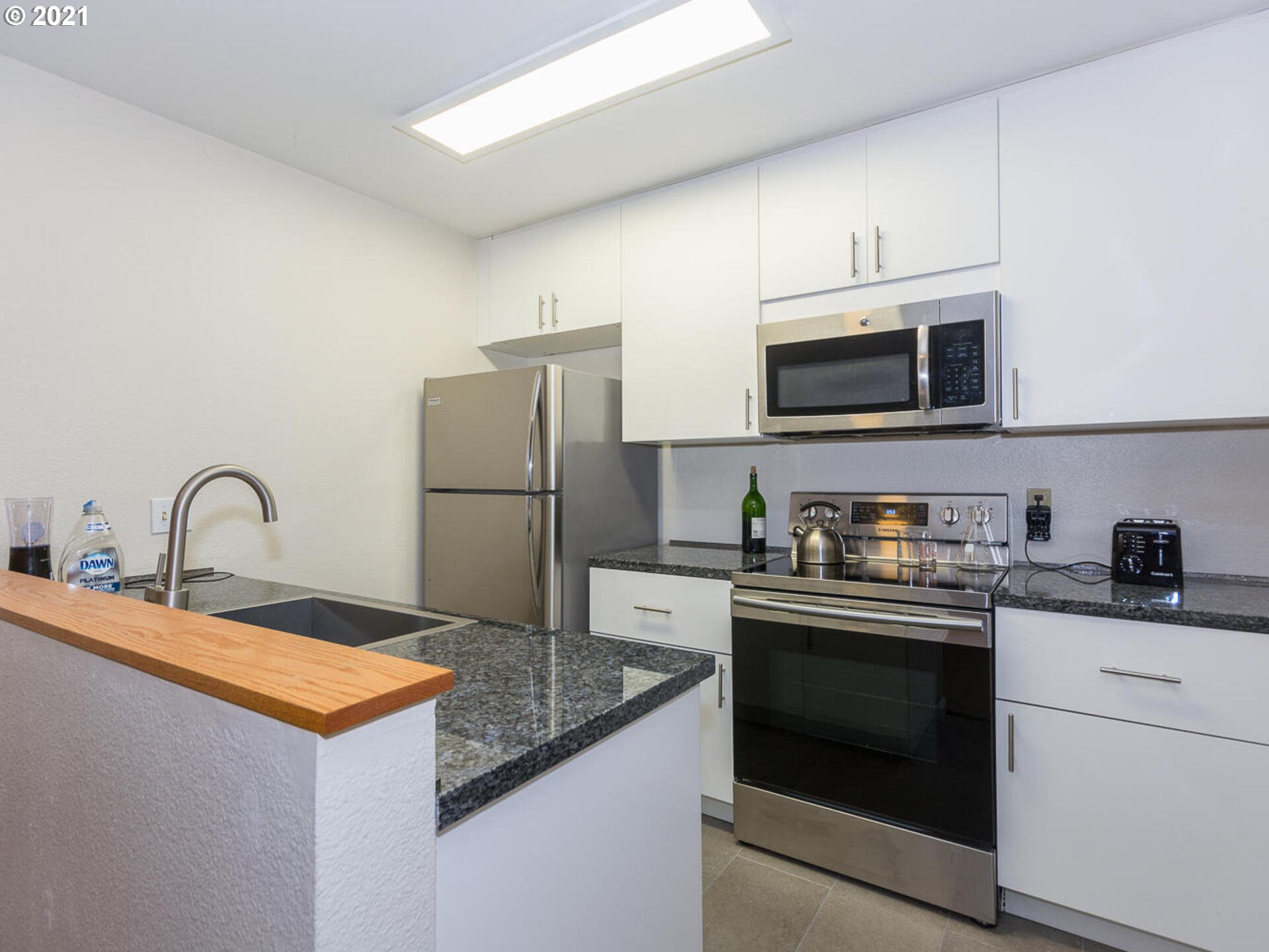 Photo #4: 21644854 Listing 
