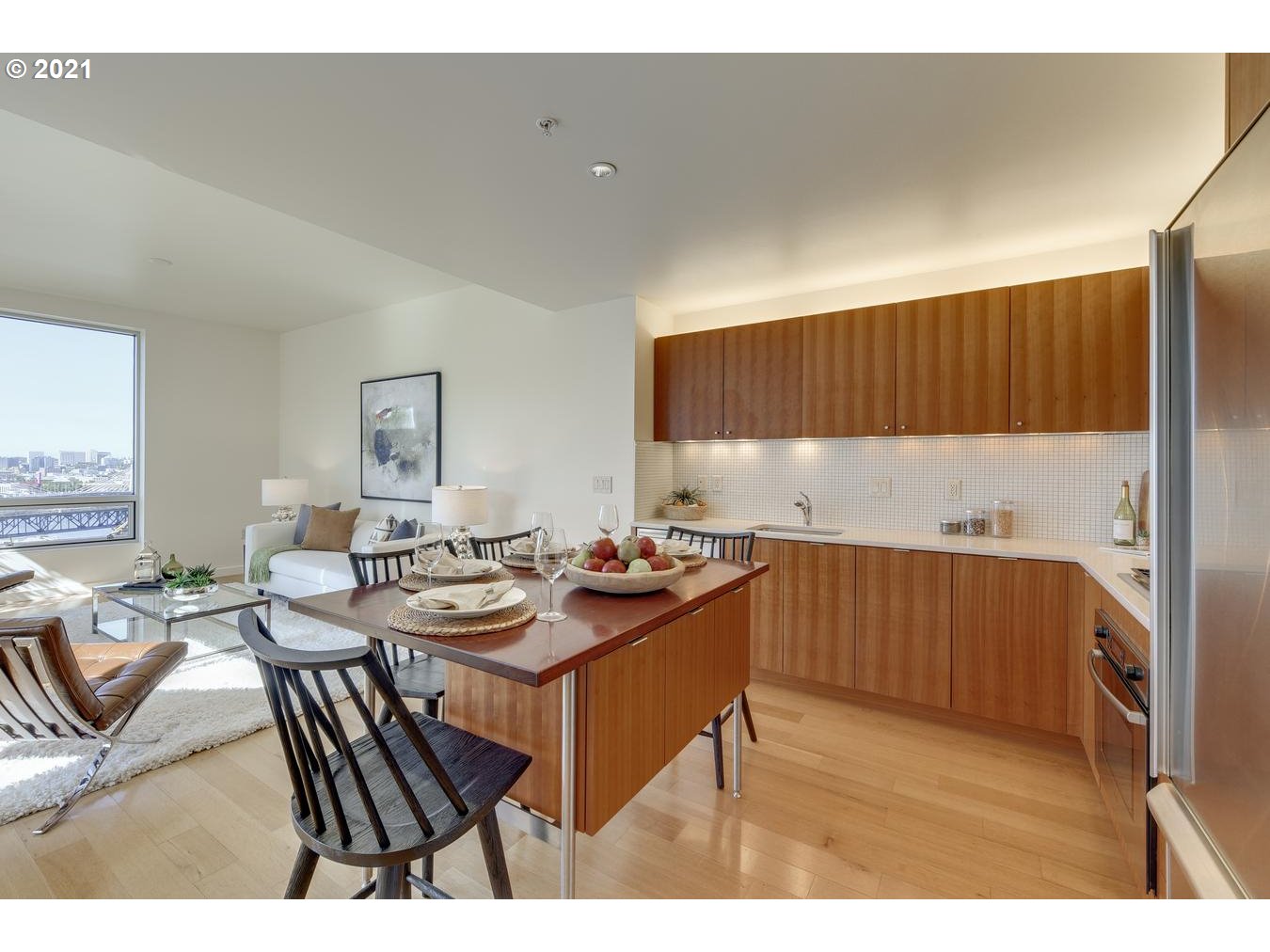 Photo #3: 21651702 Listing 