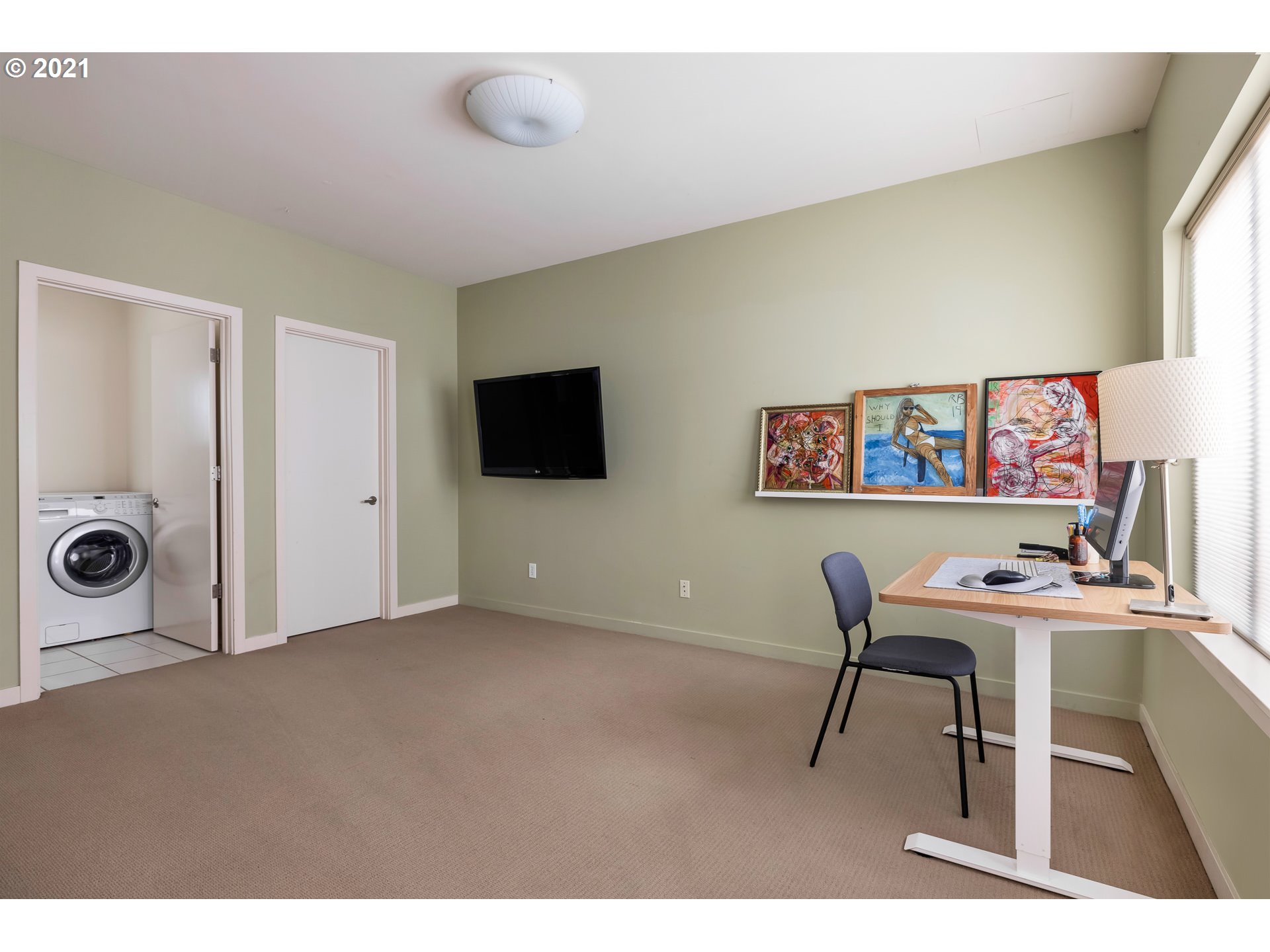 Photo #5: 21653608 Listing 