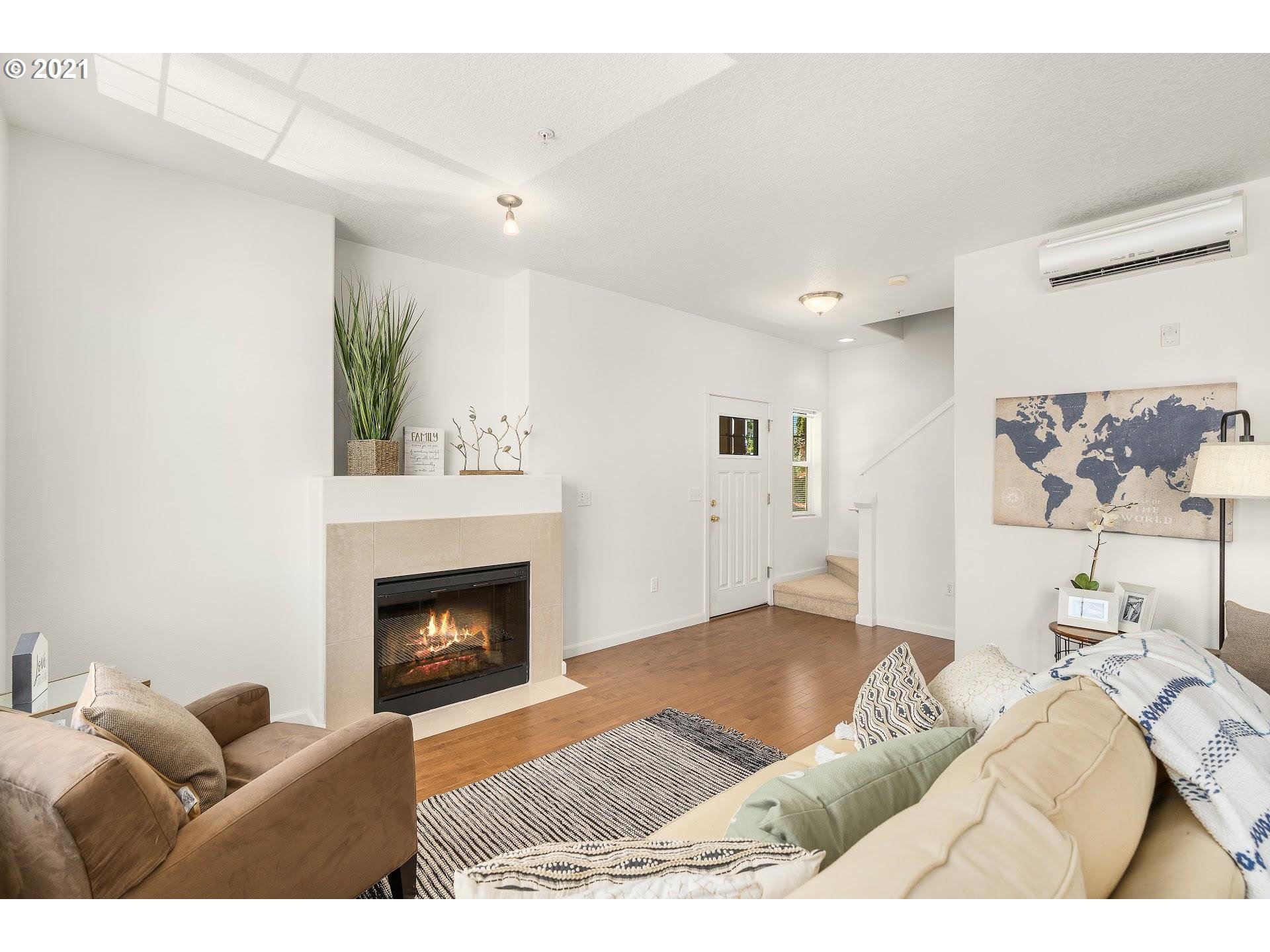 Photo #2: 21655807 Listing 