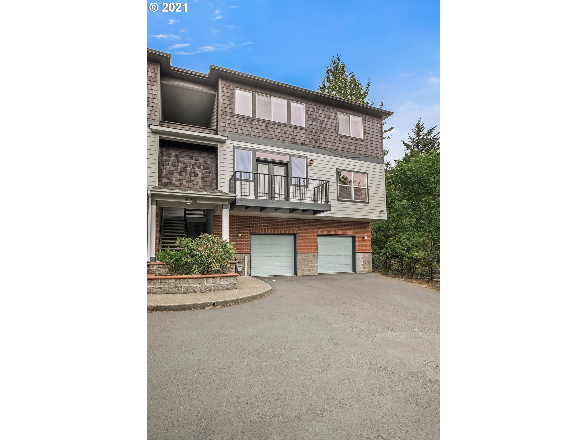 Photo #5: 21657063 Listing 