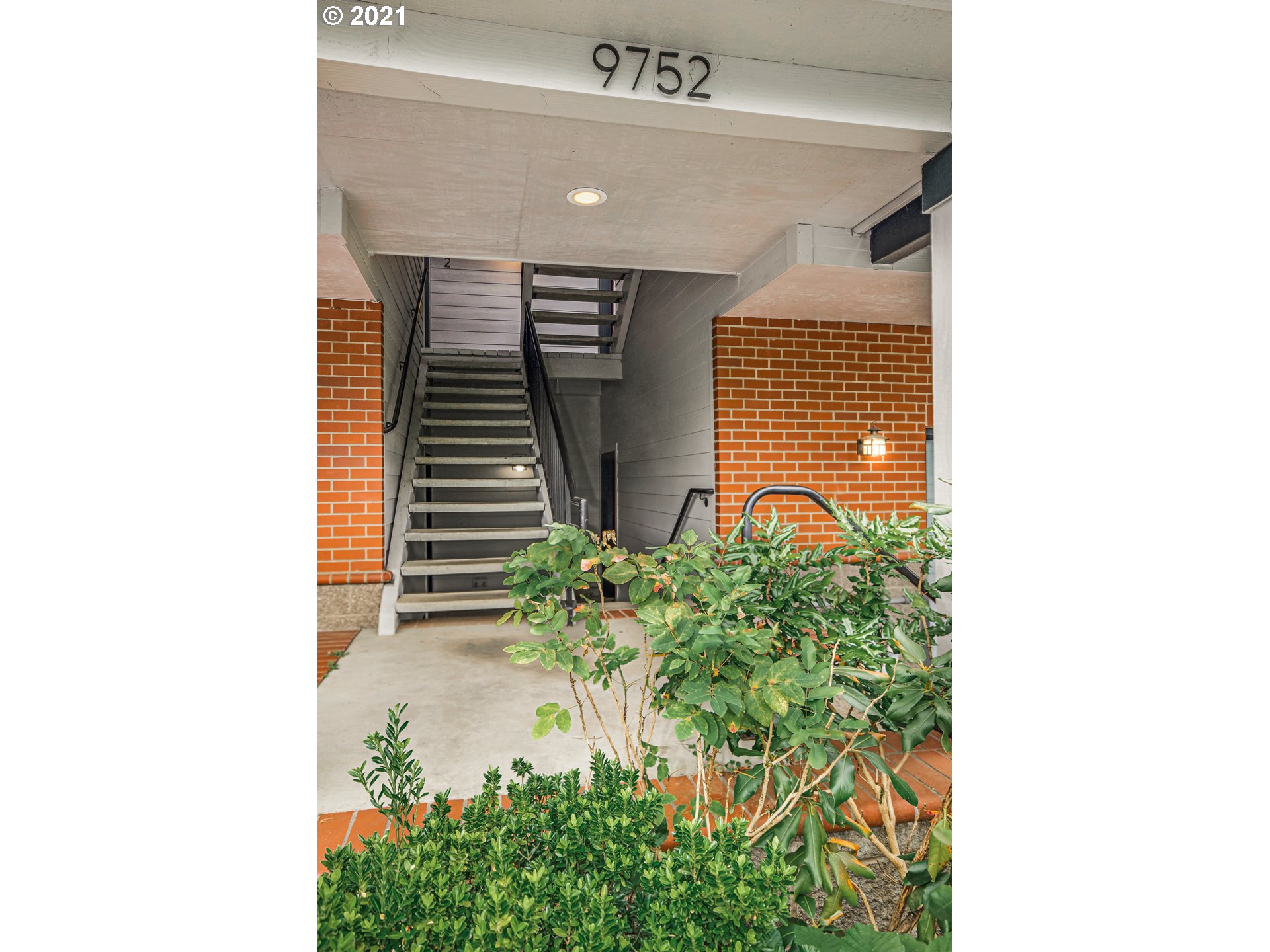 Photo #6: 21657063 Listing 