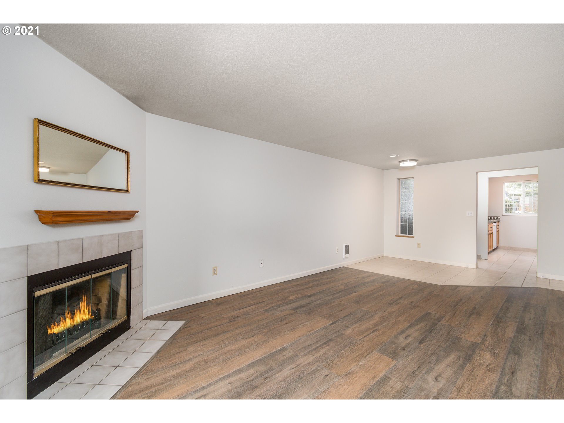 Photo #3: 21658634 Listing 