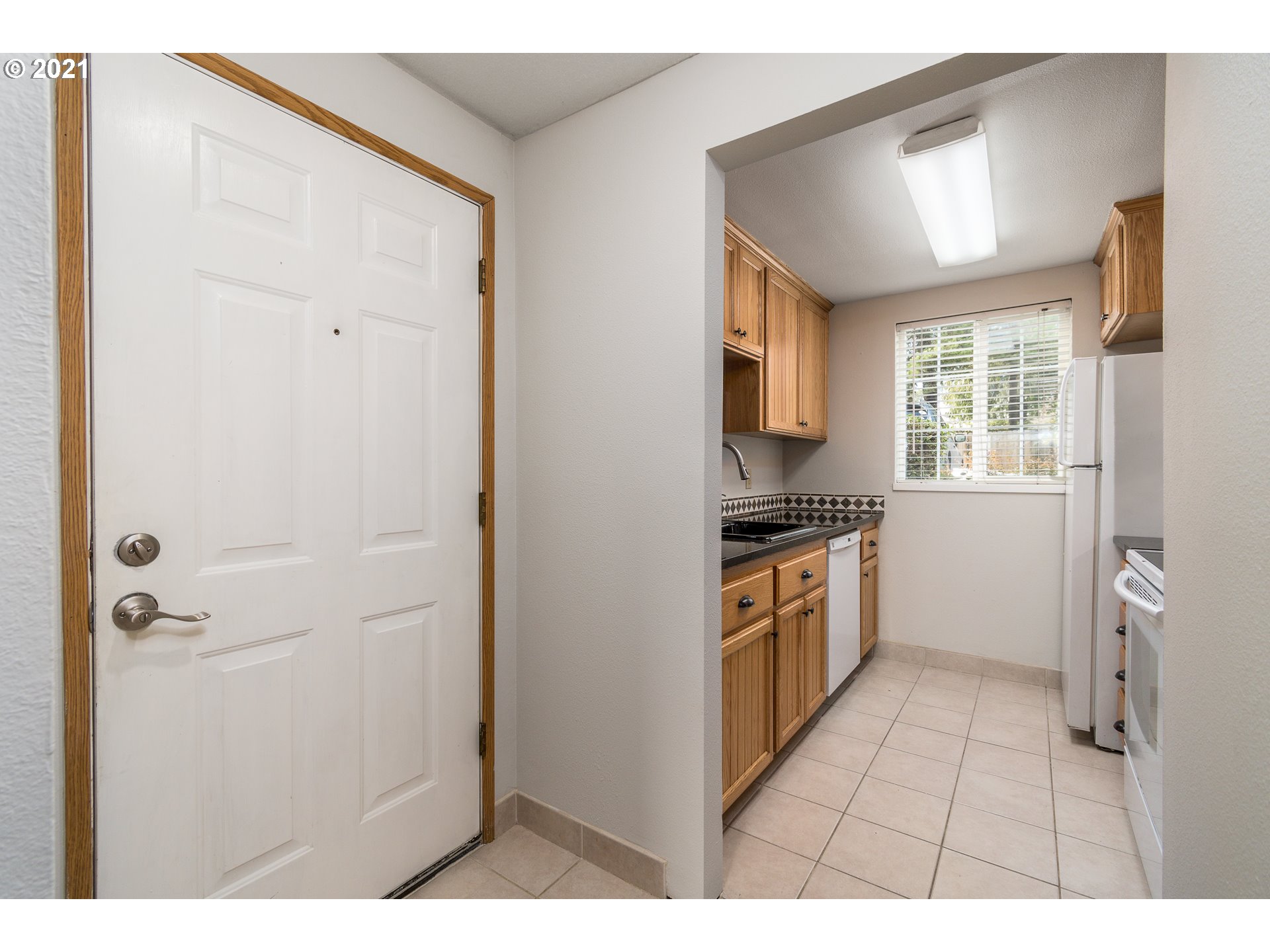 Photo #5: 21658634 Listing 