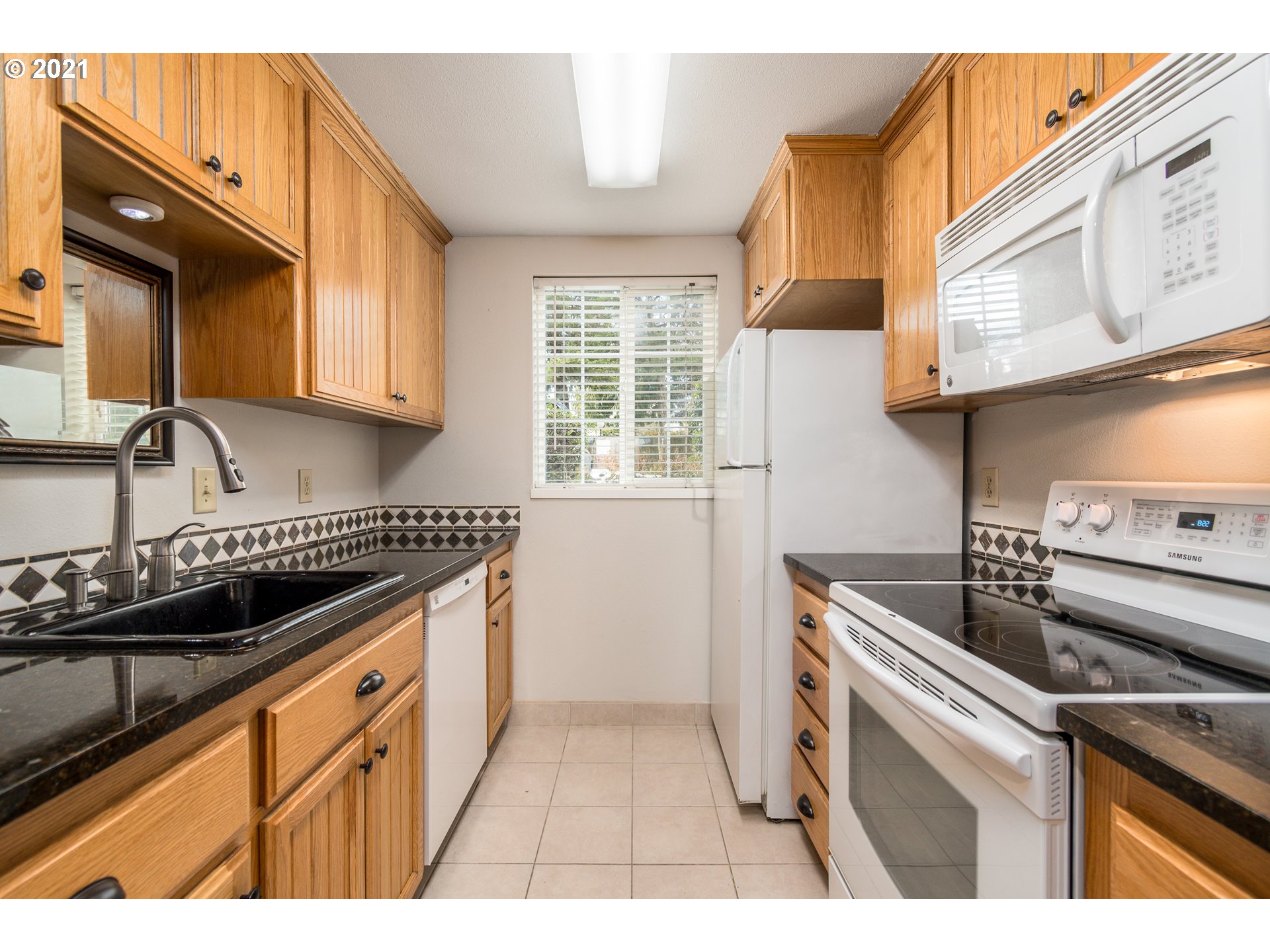 Photo #6: 21658634 Listing 