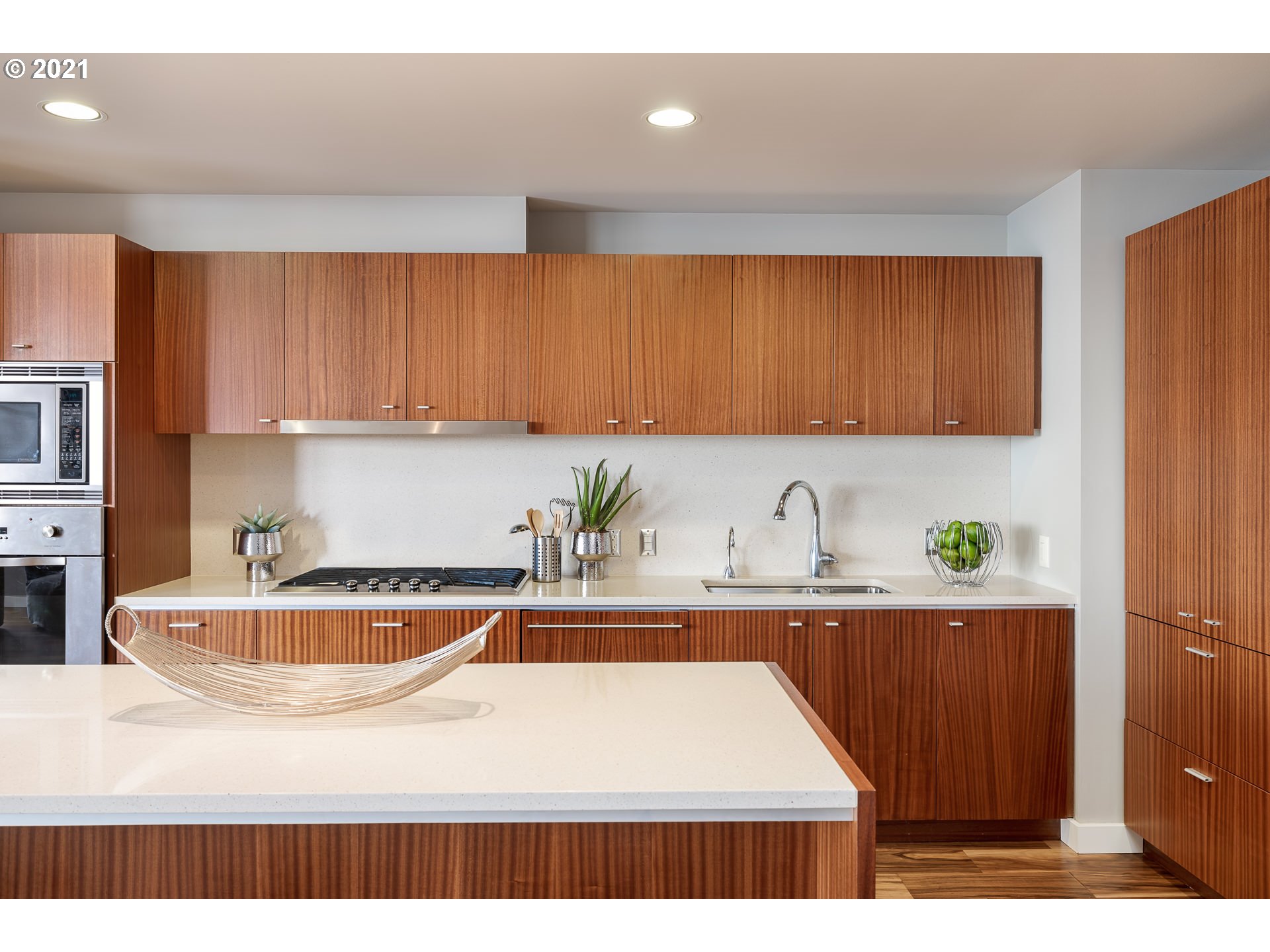 Photo #4: 21658654 Listing 