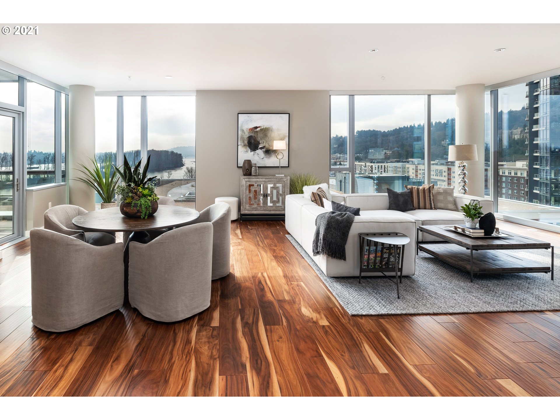 Photo #2: 21658654 Listing 