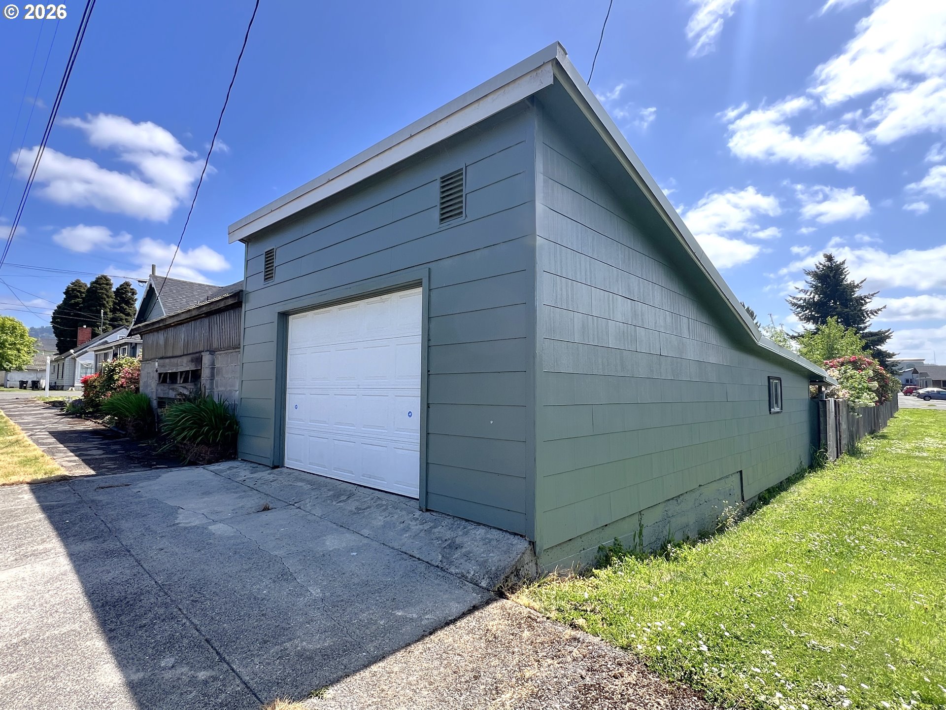 432 CEDAR ST, Myrtle Point, OR, 97458