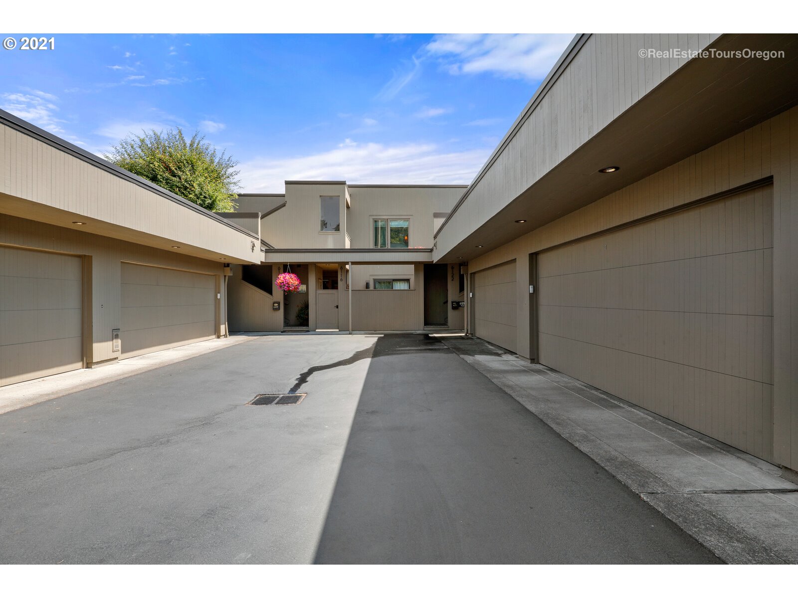 MLS: 21663271 Condo For Sale