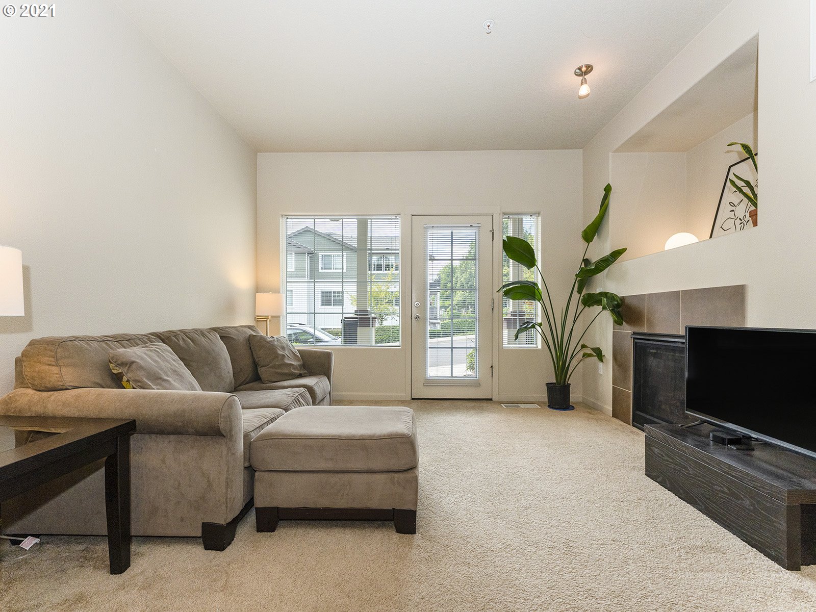 Photo #4: 21663295 Listing 