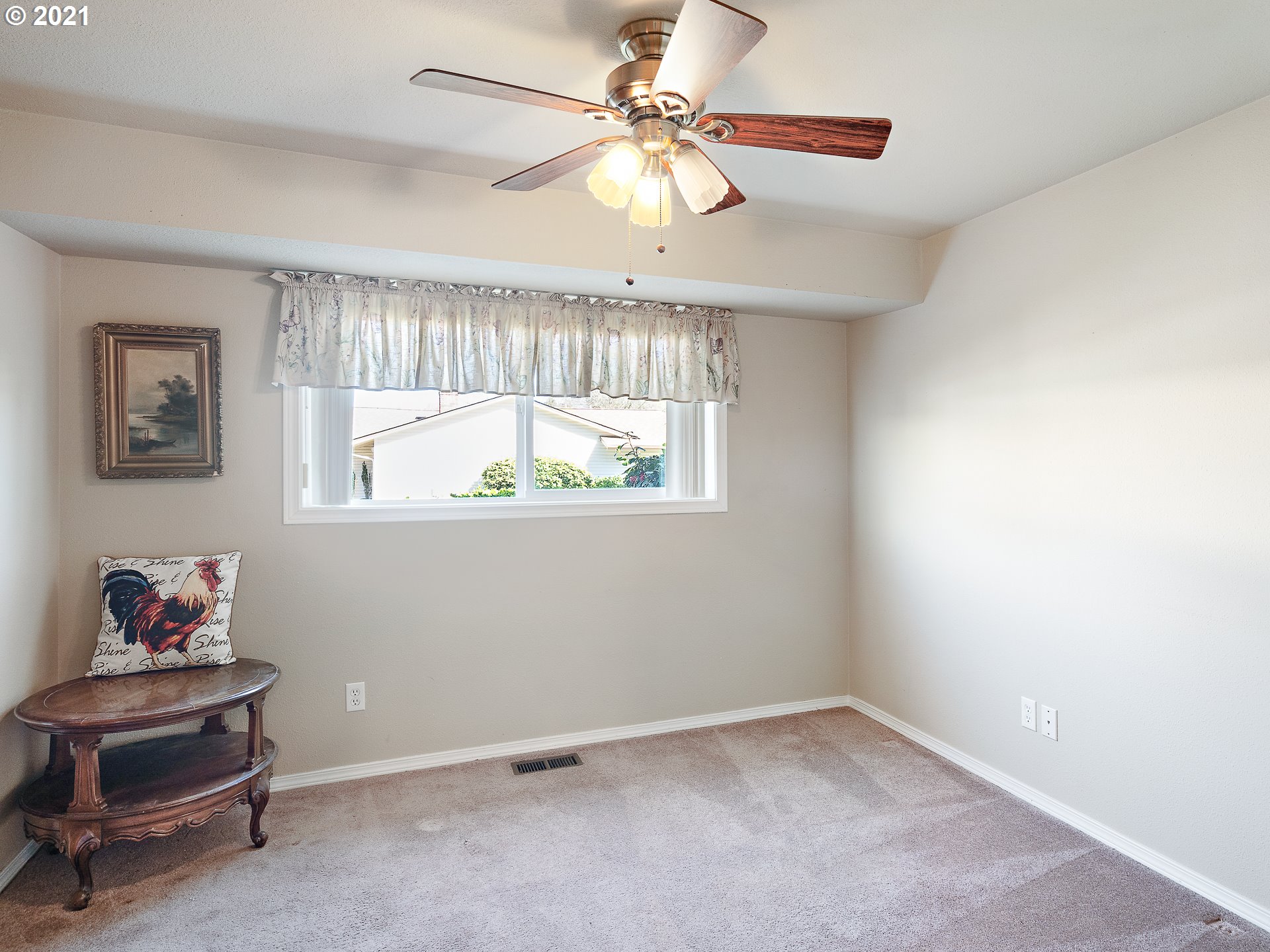 Photo #4: 21665527 Listing 