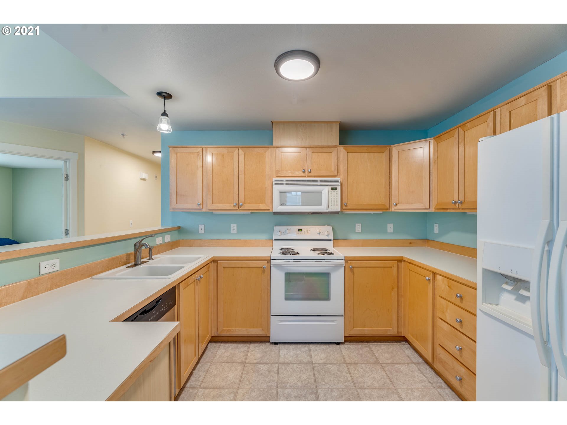 Photo #5: 21668537 Listing 