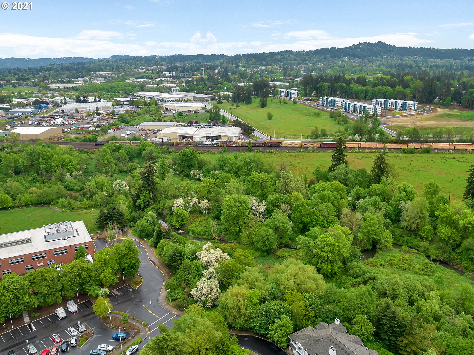 Photo #2: 21668537 Listing 