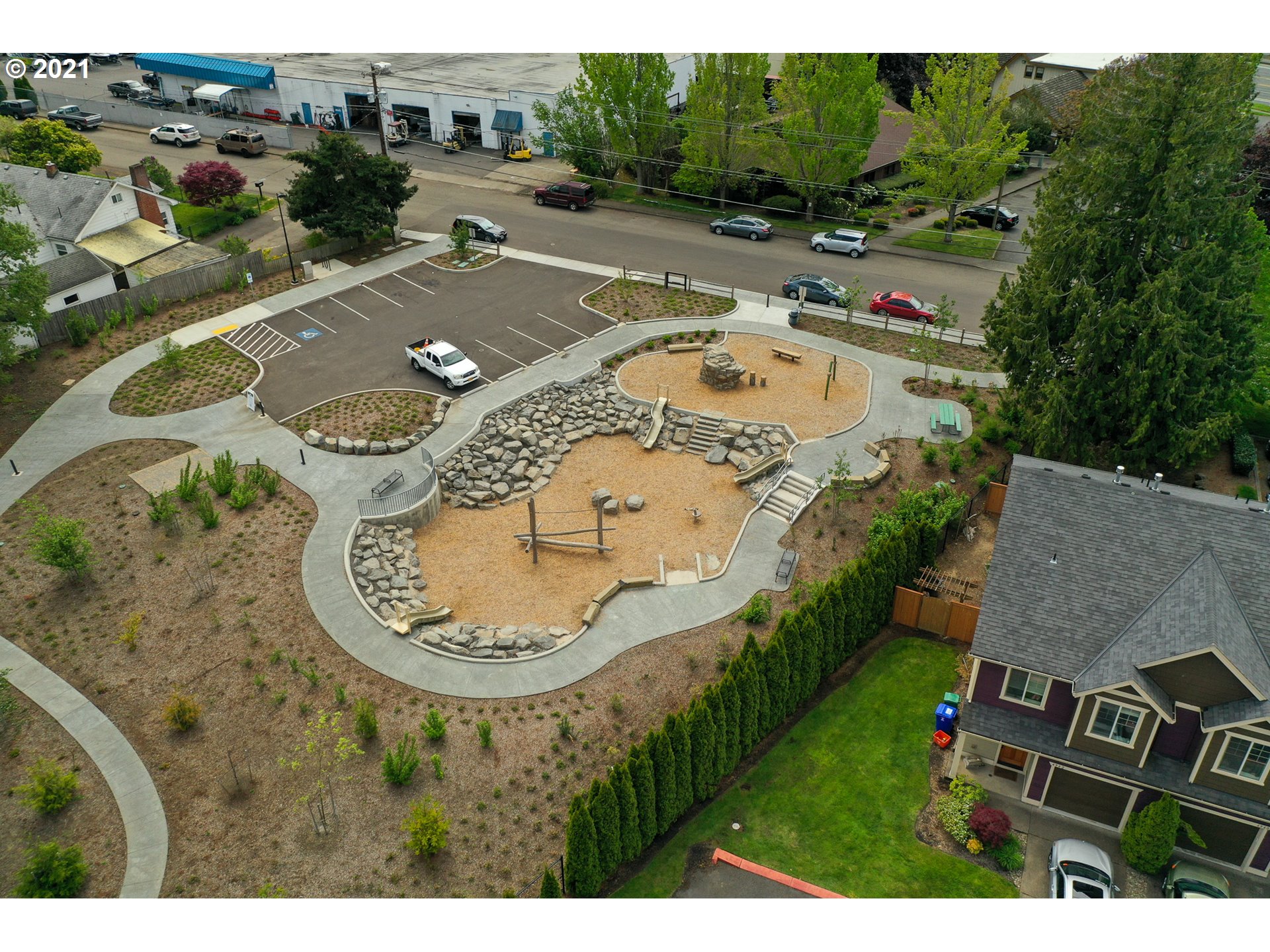 Photo #3: 21672587 Listing 