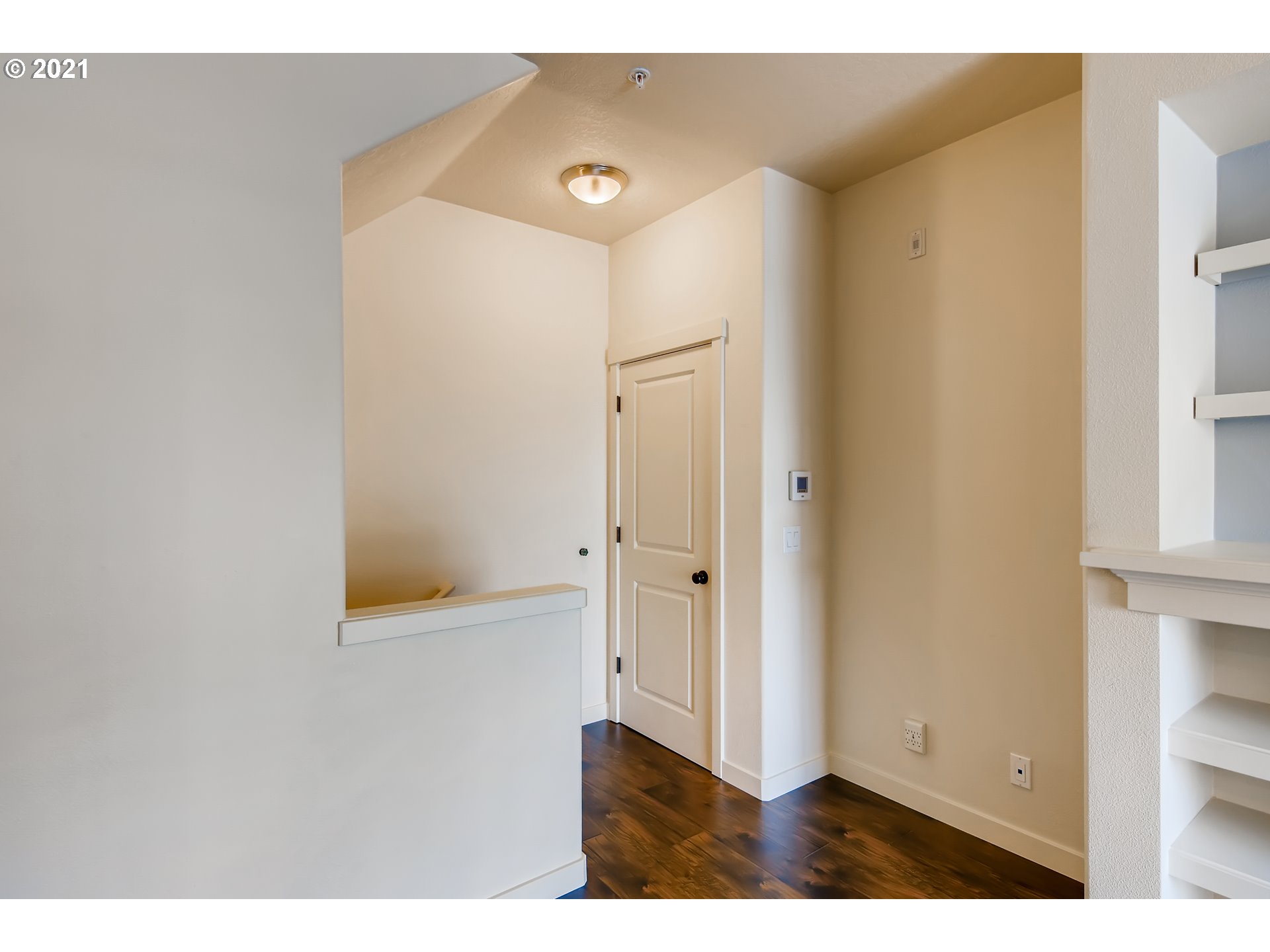 Photo #3: 21676057 Listing 