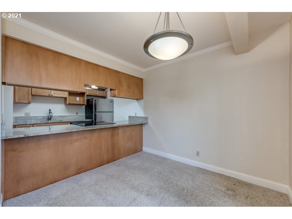 Photo #6: 21679824 Listing 