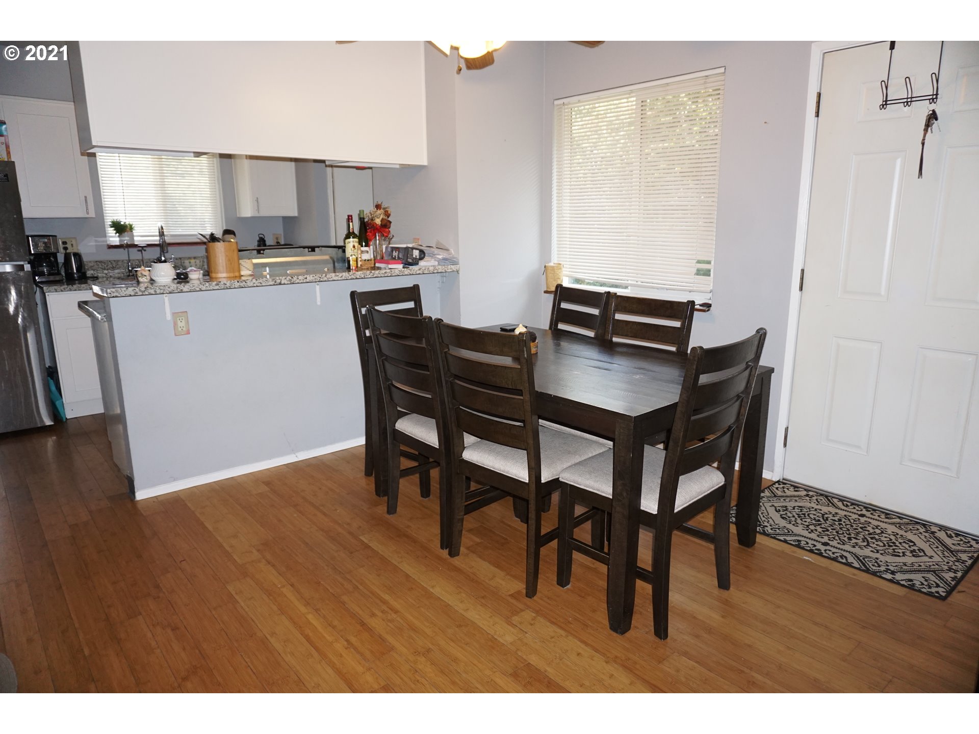 Photo #6: 21683482 Listing 