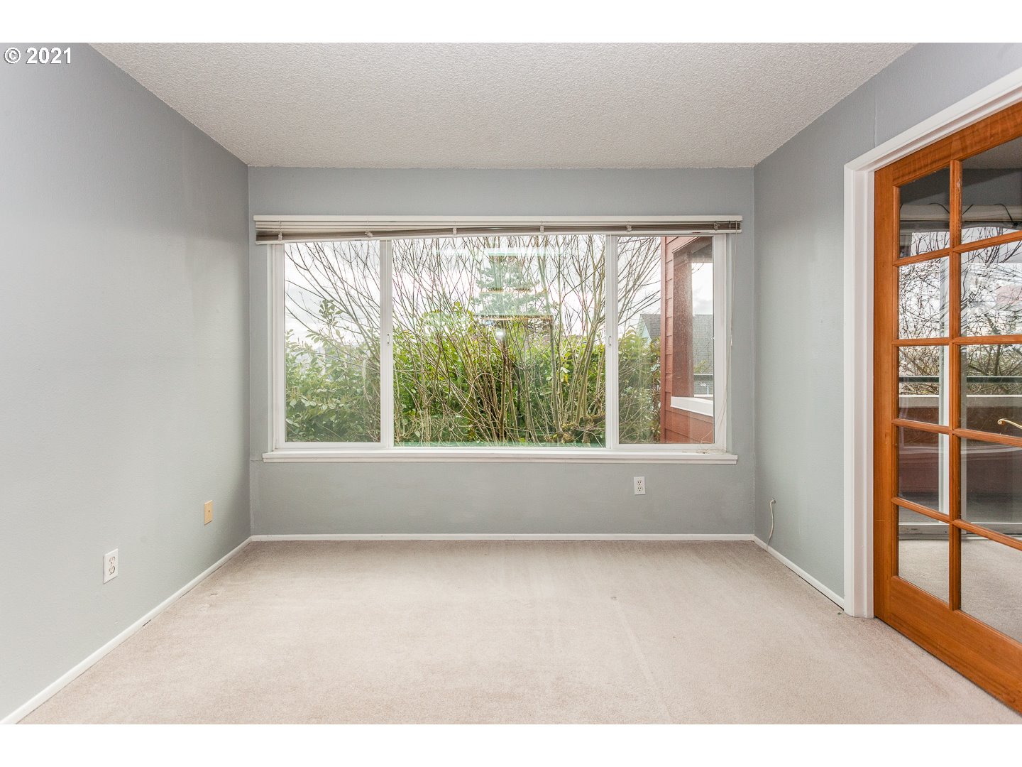 Photo #3: 21684327 Listing 