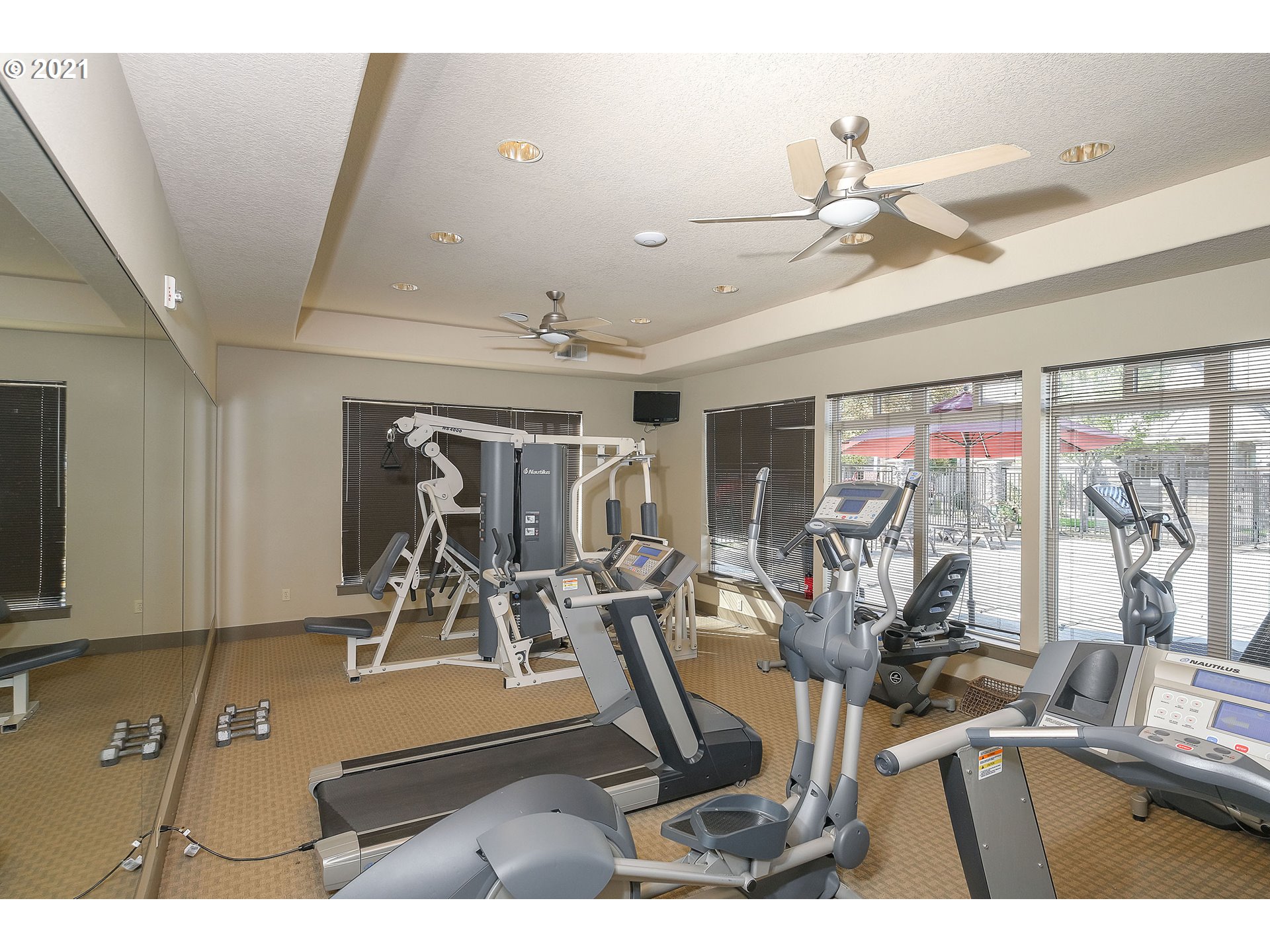Photo #4: 21685235 Listing 