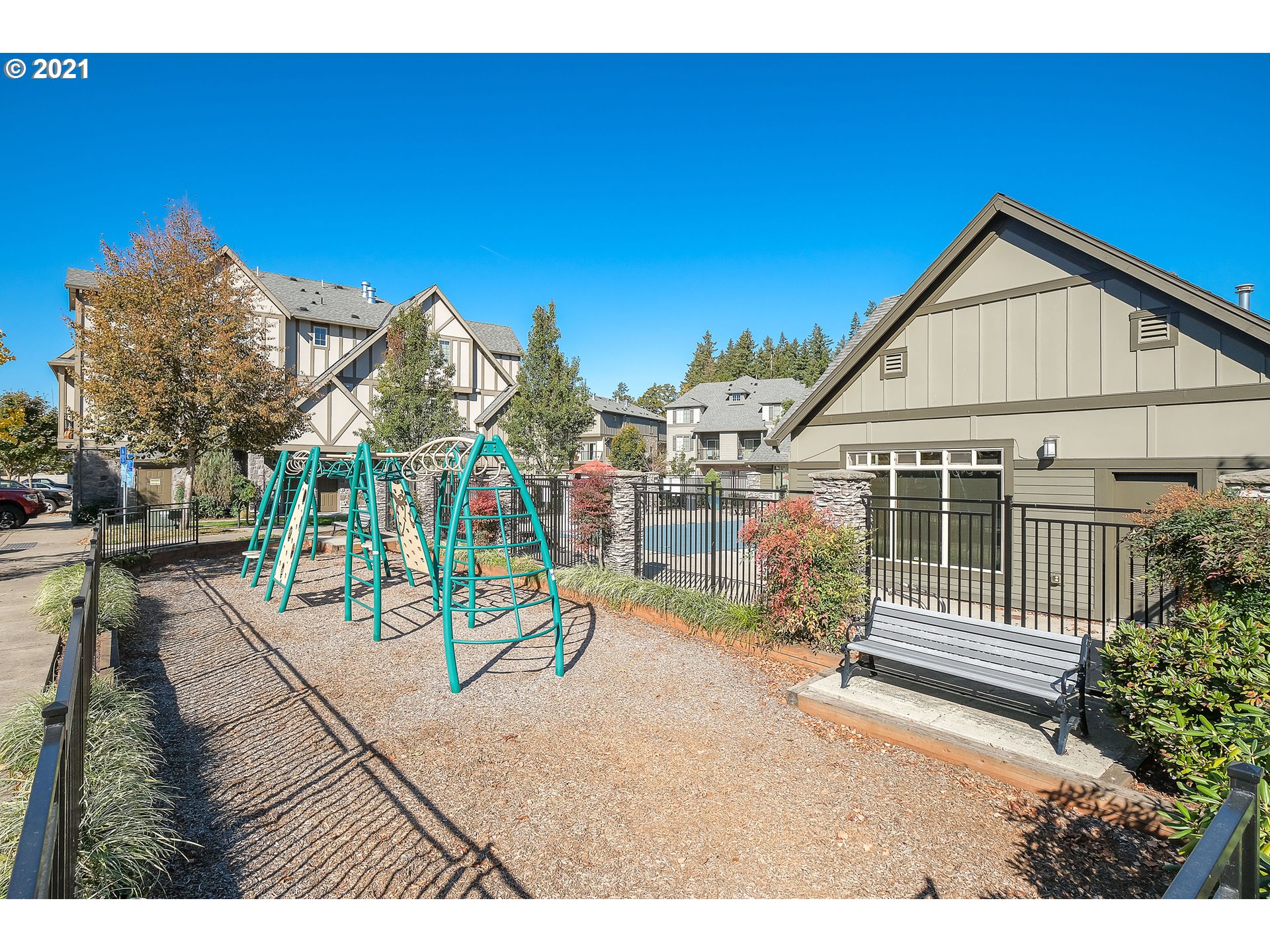 Photo #2: 21685235 Listing 