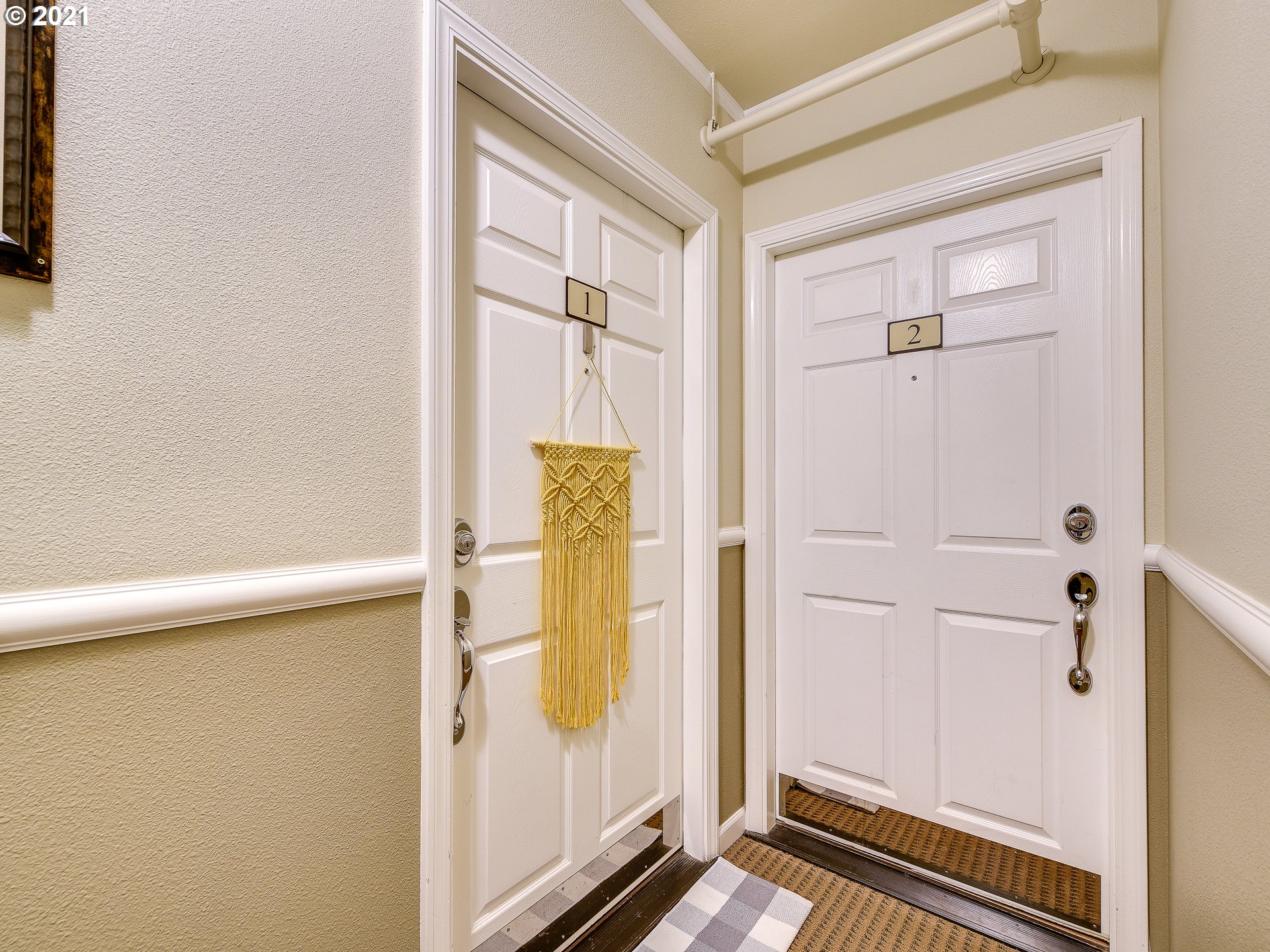 Photo #4: 21685573 Listing 