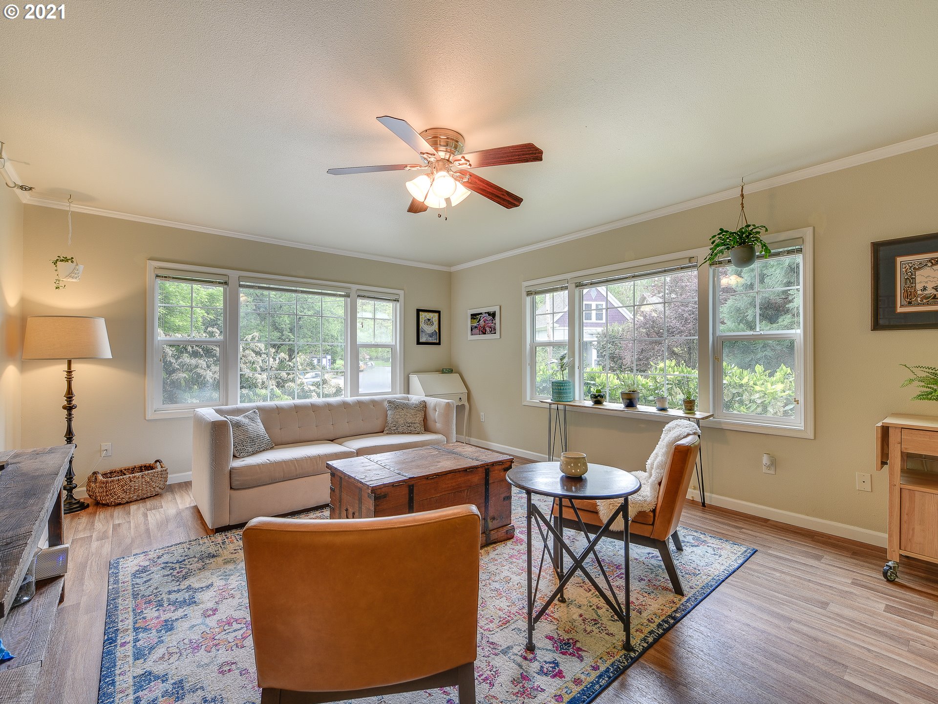 Photo #6: 21685573 Listing 