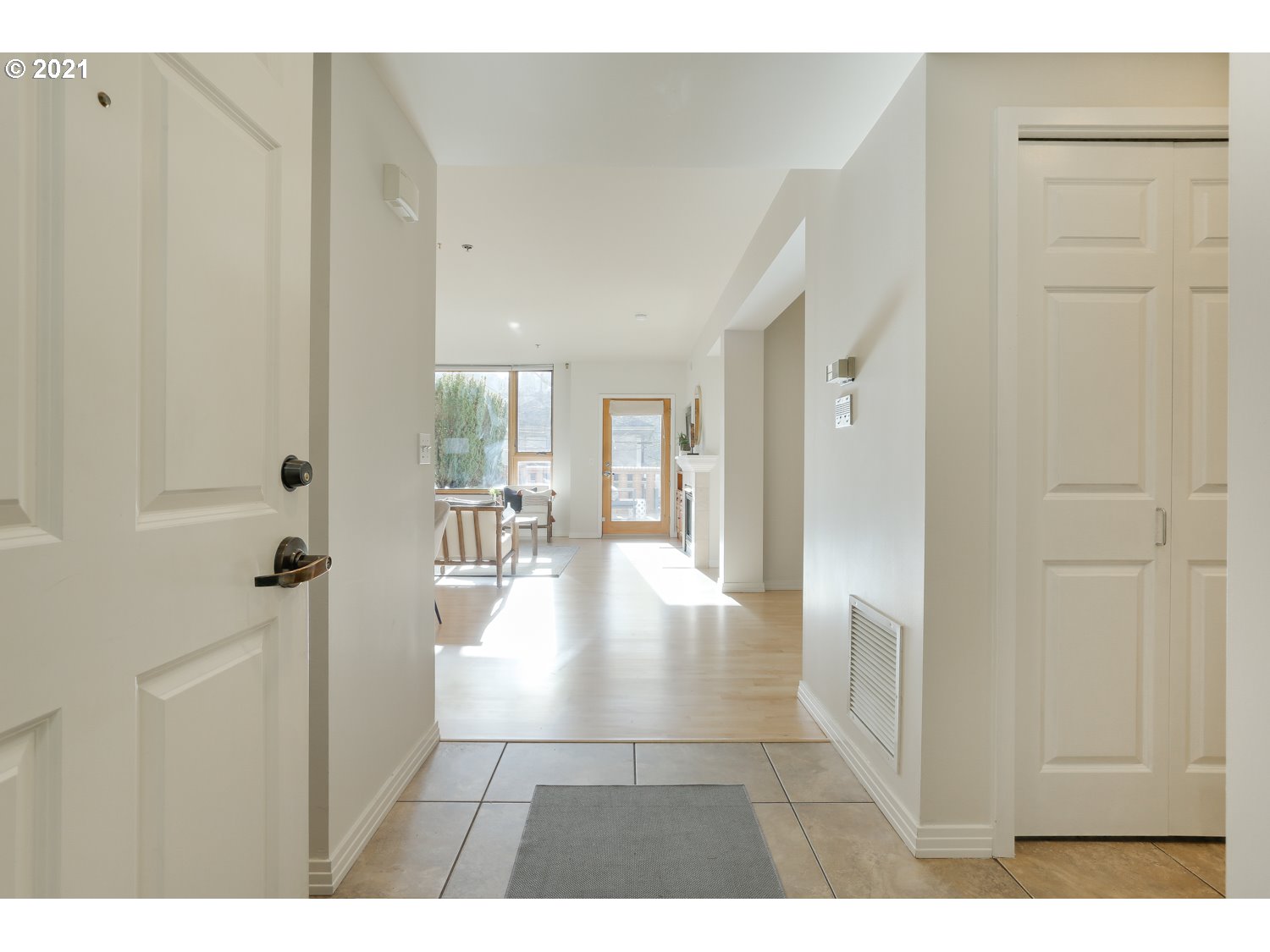 MLS: 21685785 Condo For Sale